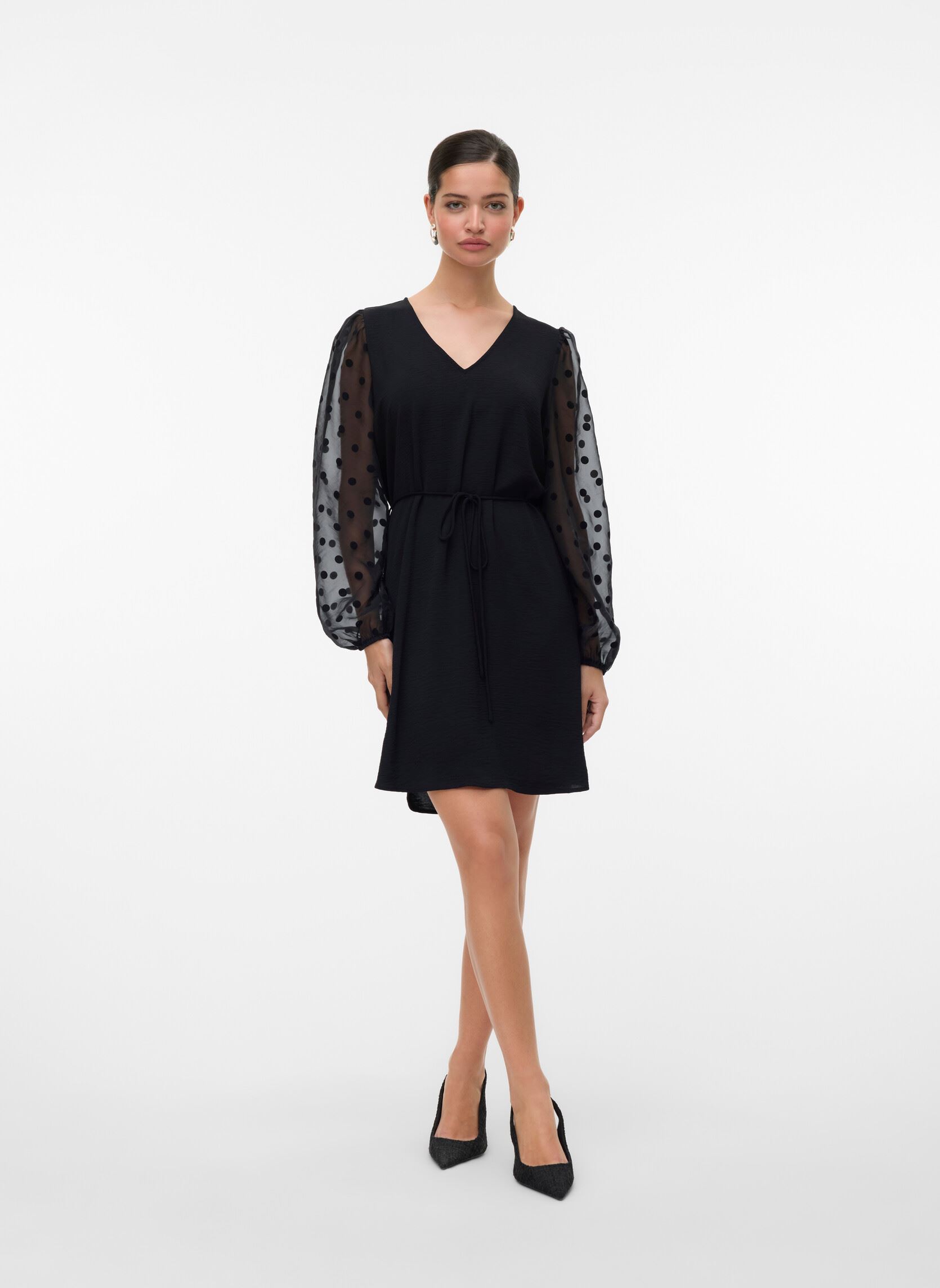 Kleider VMALVA DETAIL LS V-NECK SHORT DRESS WVN damen schwarz Vero Moda Kleider VMALVA DETAIL LS V-NECK SHORT DRESS WVN damen schwarz Black