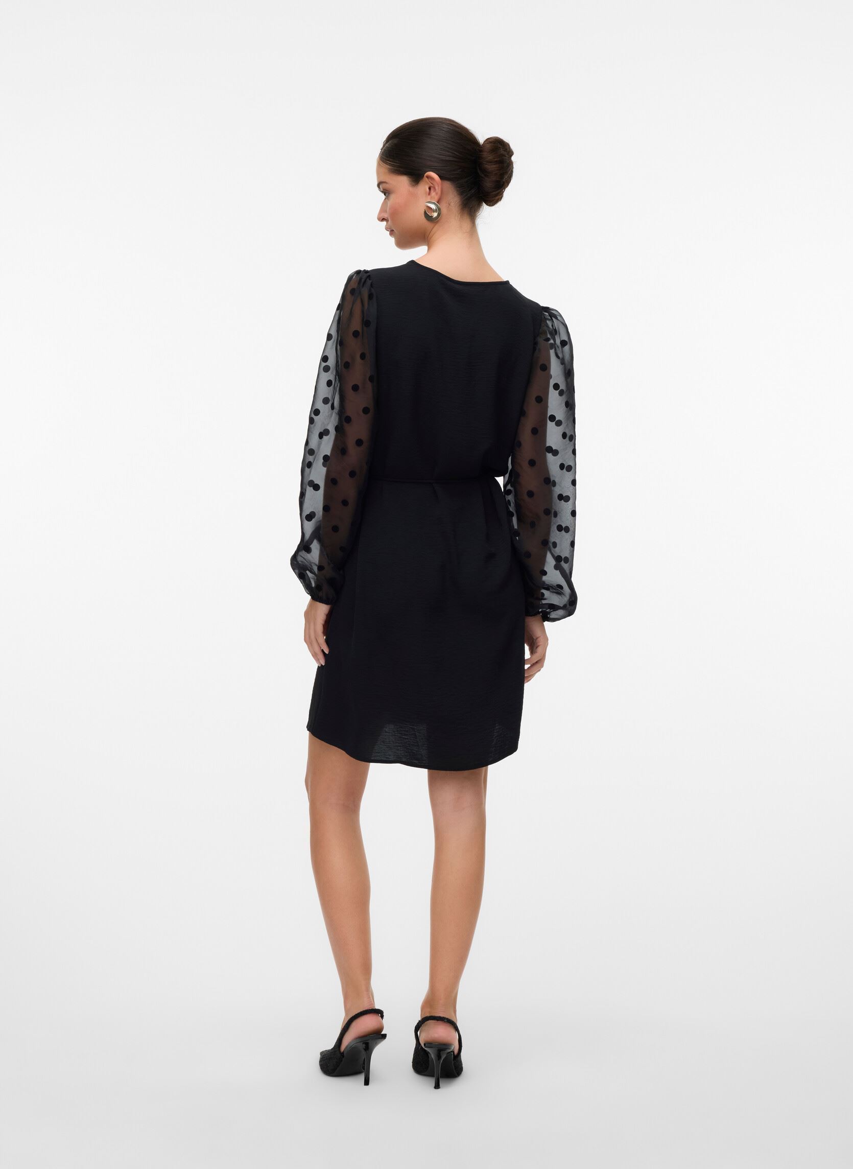 VMCVINA SONYA LS SHIRT WVN GA | Vero Moda Curve | MORE Fashion
