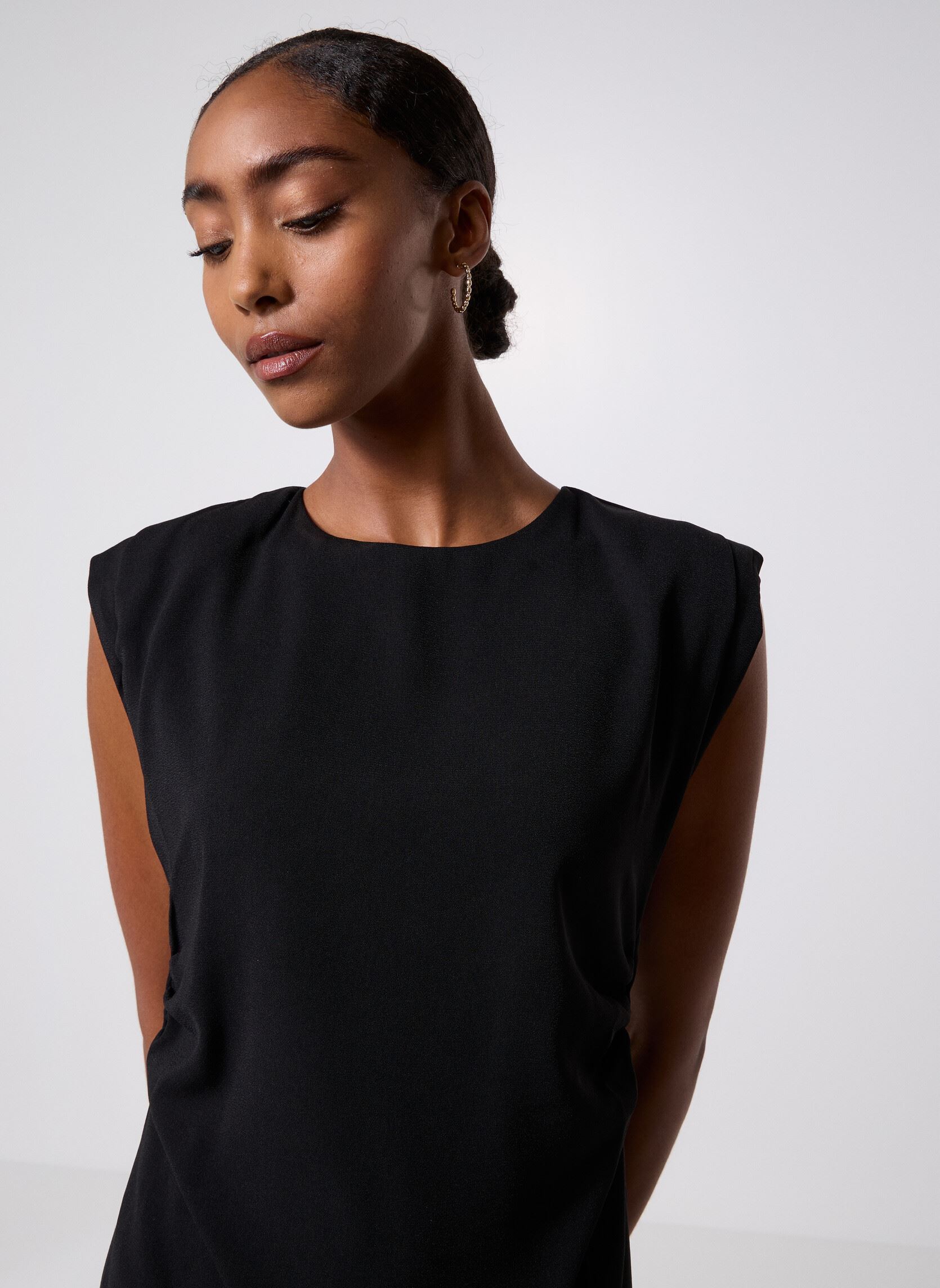 Kleider VMHANNAH S/L SHORT DRESS WVN BTQ damen schwarz Vero Moda Kleider VMHANNAH S/L SHORT DRESS WVN BTQ damen schwarz BLACK