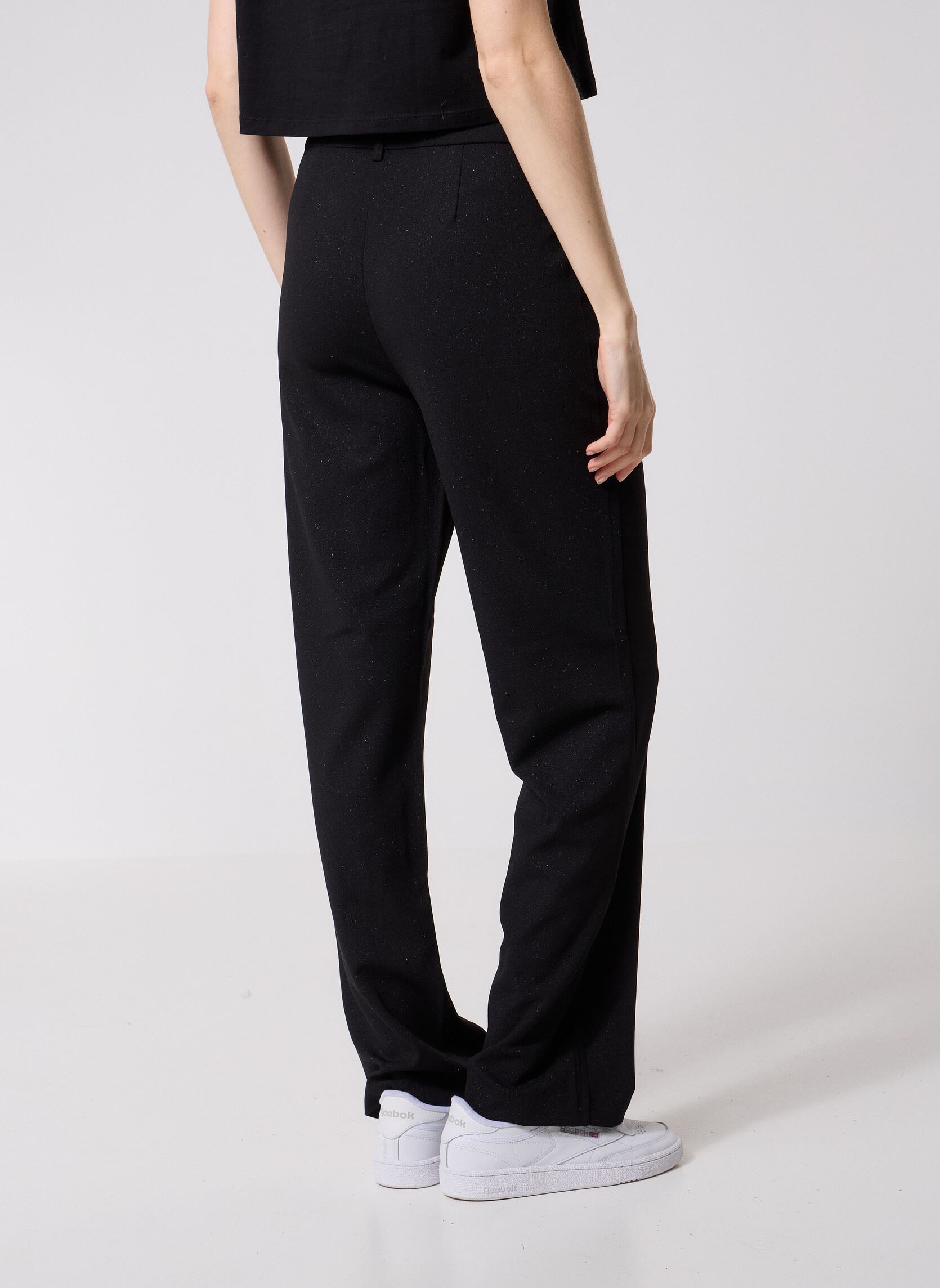 Rechte broeken VMZAMIRA MW STRAIGHT GLITTER PANT NOOS dames zwart Vero Moda Rechte broeken VMZAMIRA MW STRAIGHT GLITTER PANT NOOS dames zwart Black