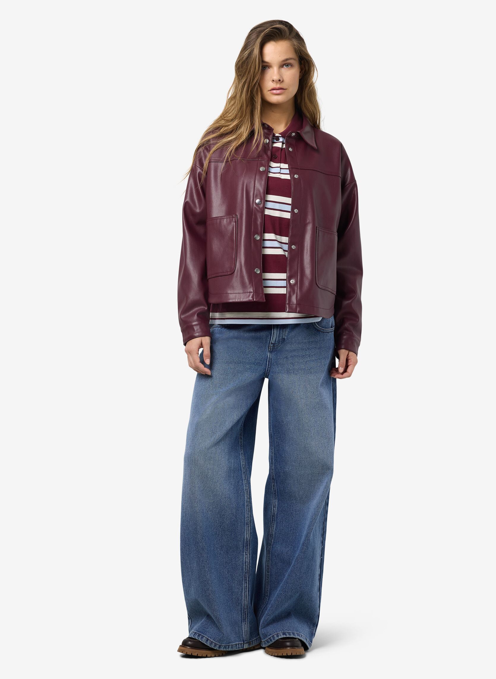 Chemises manches longues NMBETTIE LS PU SHIRT femme bordeaux Noisy May Chemises manches longues NMBETTIE LS PU SHIRT femme bordeaux WINDSOR WINE