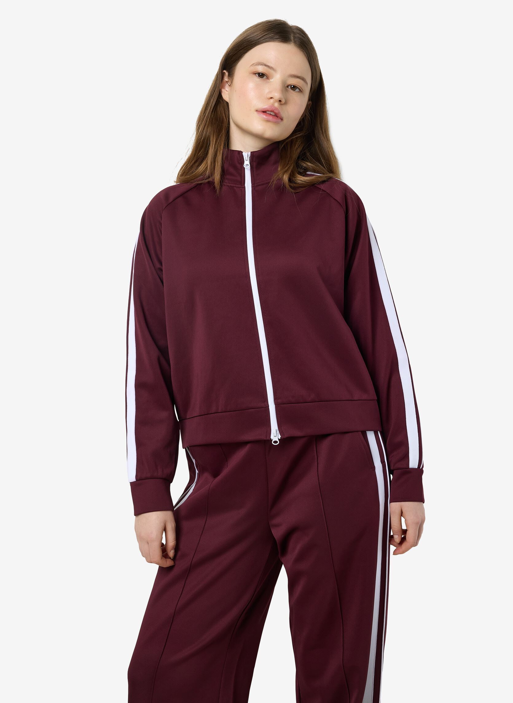 Vestes de survêtement NMJENNA L/S HIGH NECK ZIPPER JRS femme bordeaux Noisy May Vestes de survêtement NMJENNA L/S HIGH NECK ZIPPER JRS femme bordeaux Windsor wine