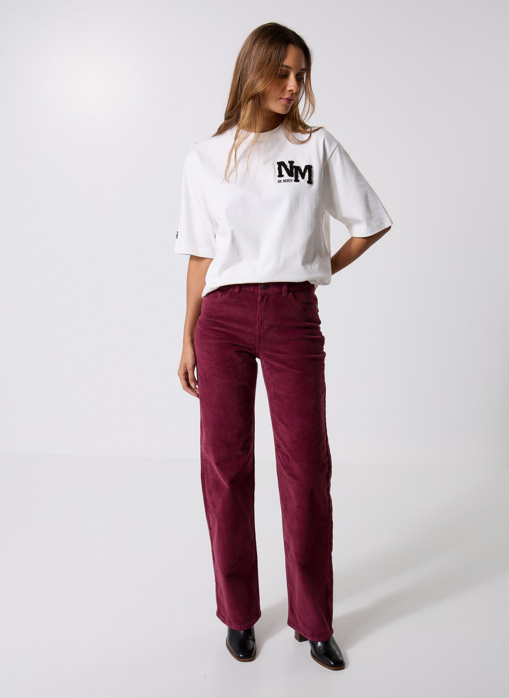 Kurzarm-T-Shirts NMKOKOON S/S EMB T-SHIRT JRS damen weiß Noisy May Kurzarm-T-Shirts NMKOKOON S/S EMB T-SHIRT JRS damen weiß CLOUD DANCER