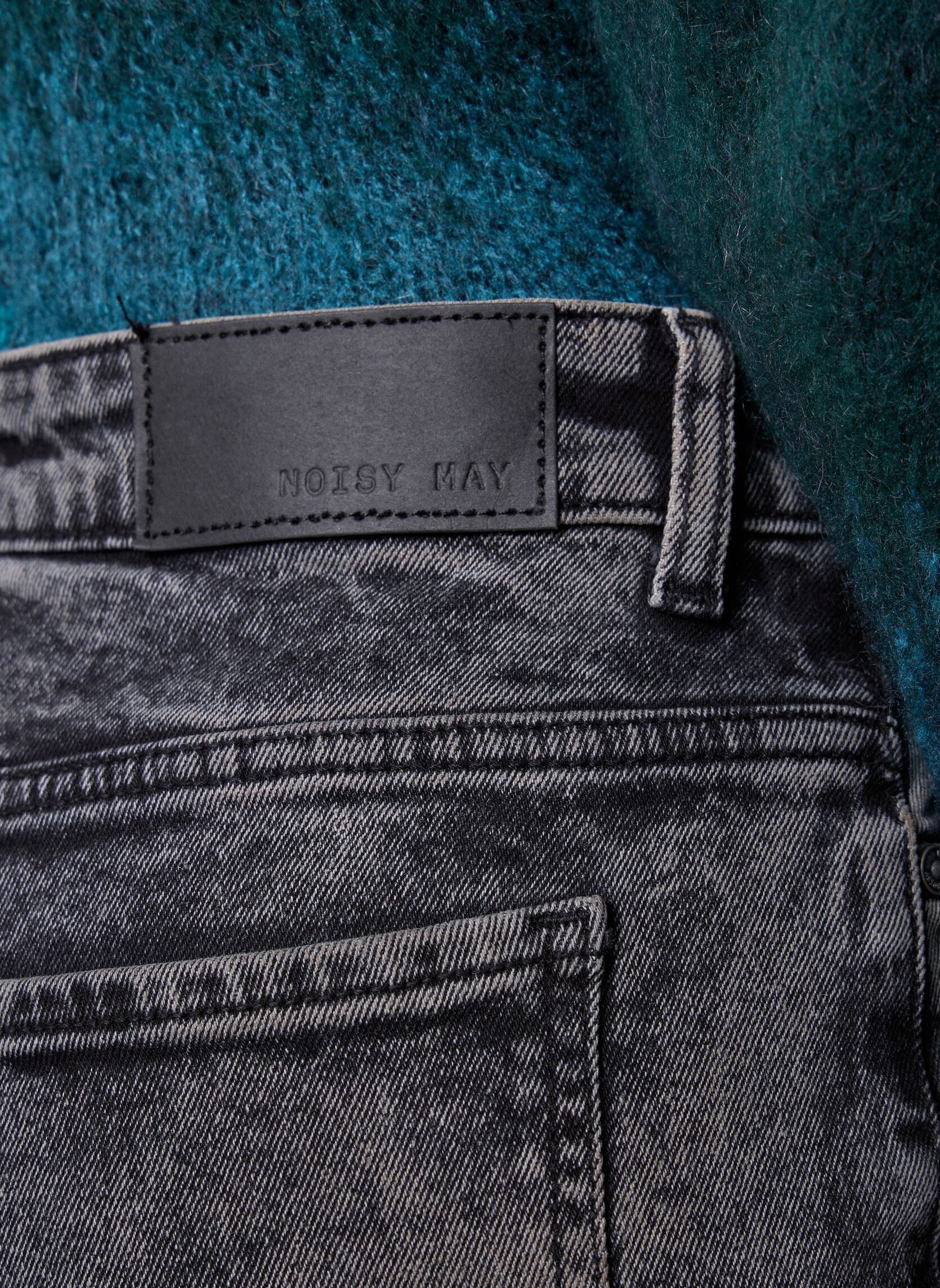 Rechte jeans / Straight Leg Jeans NMYOLANDA NW WIDE JEANS AZ391DG FWD NOOS dames grijs Noisy May Rechte jeans / Straight Leg Jeans NMYOLANDA NW WIDE JEANS AZ391DG FWD NOOS dames grijs Dark Grey Denim