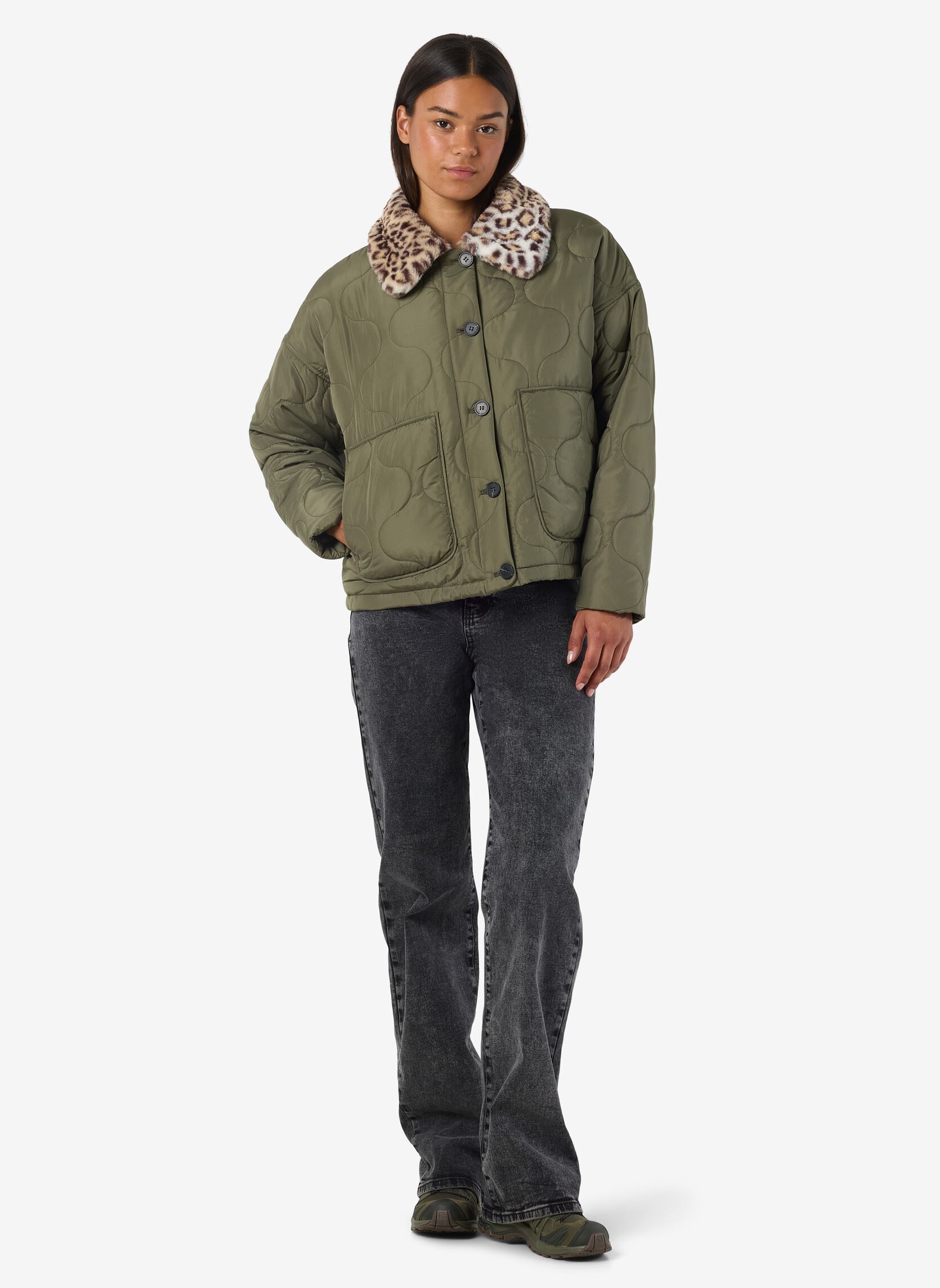 Jassen NMHOLLY L/S QUILT JACKET FWD dames groen Noisy May Jassen NMHOLLY L/S QUILT JACKET FWD dames groen KALAMATA