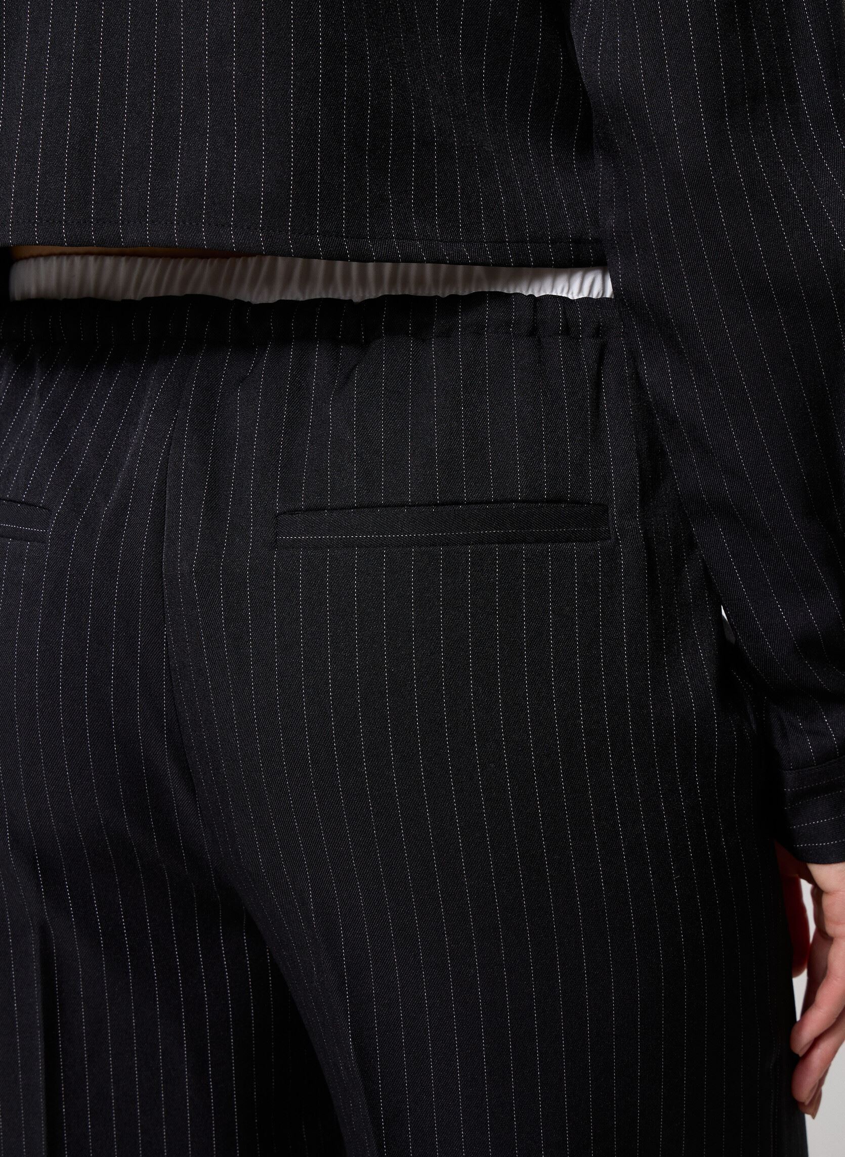 Straight Leg Hosen NMDALLAS NW PINSTRIPE BOXER PANTS FWD damen schwarz Noisy May Straight Leg Hosen NMDALLAS NW PINSTRIPE BOXER PANTS FWD damen schwarz Black