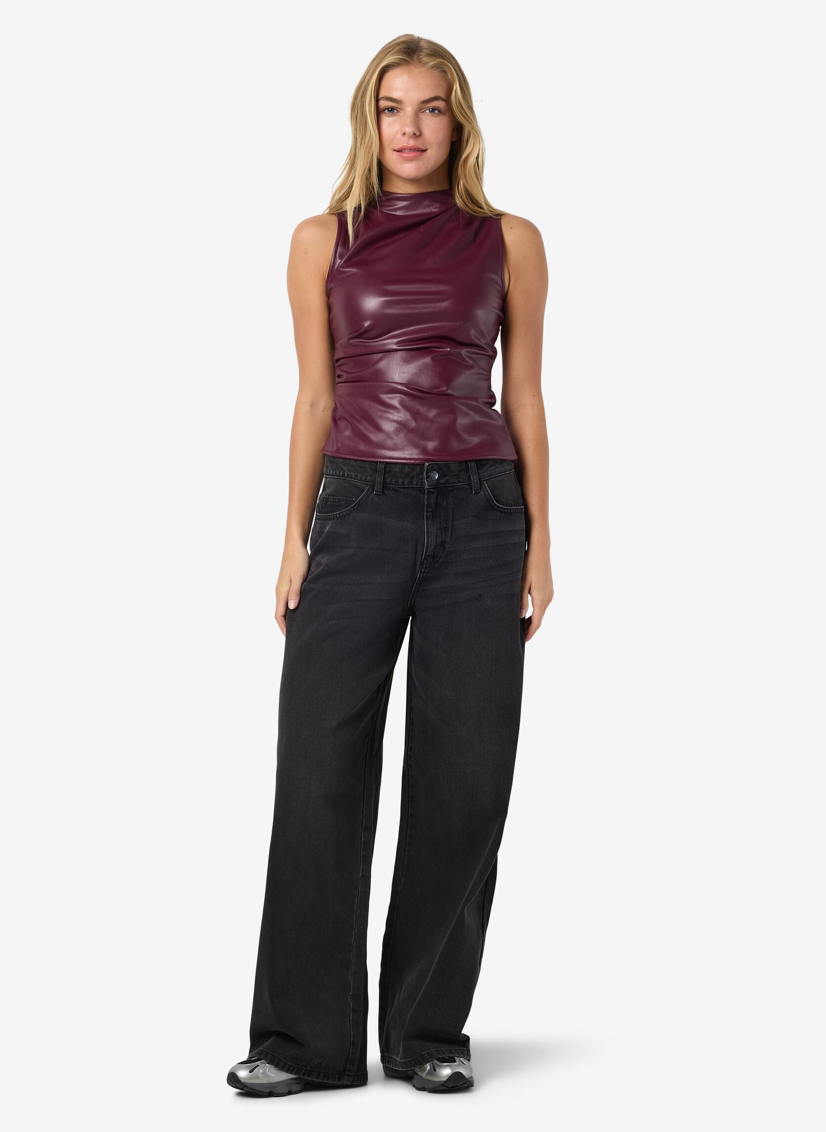 Tops NMDANDY PU S/L TOP dames bordeaux Noisy May Tops NMDANDY PU S/L TOP dames bordeaux Windsor wine