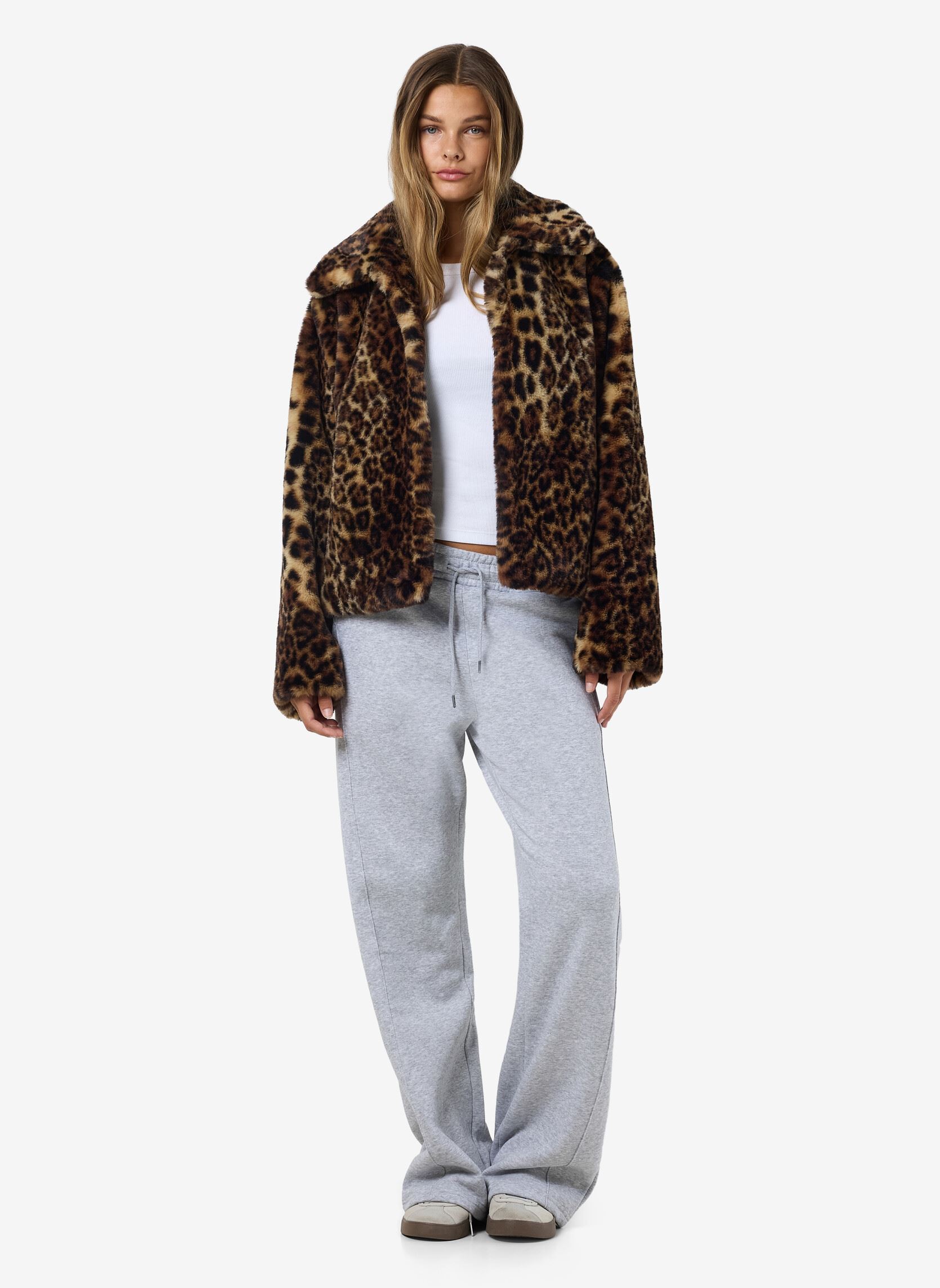 Bontjassen NMEVE LEO FUR JACKET dames bruin Noisy May Bontjassen NMEVE LEO FUR JACKET dames bruin MOCHA BISQUE