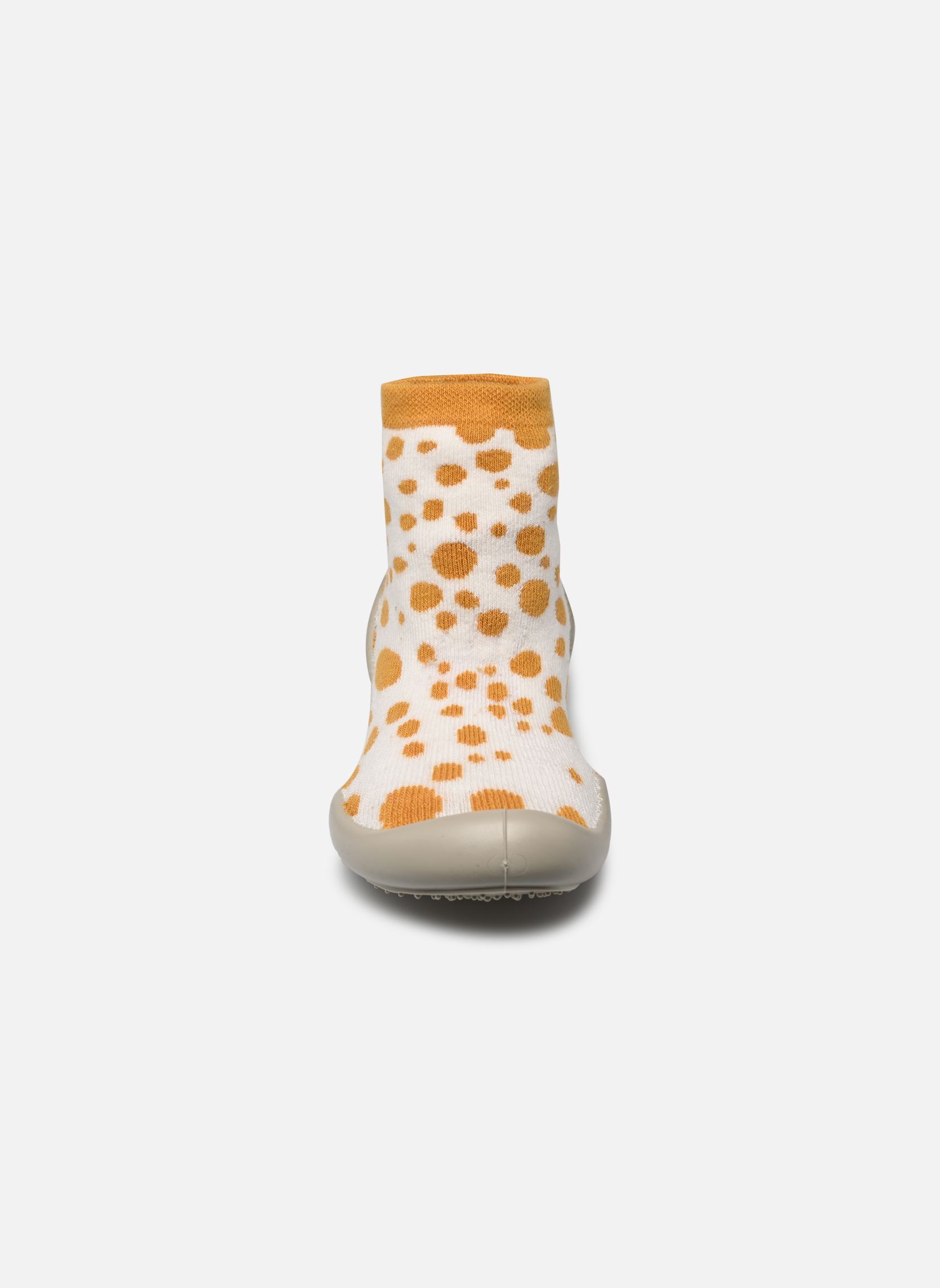 Hausschuhe Pois weiß Collégien Hausschuhe Pois weiß BLANC / GIRAFE