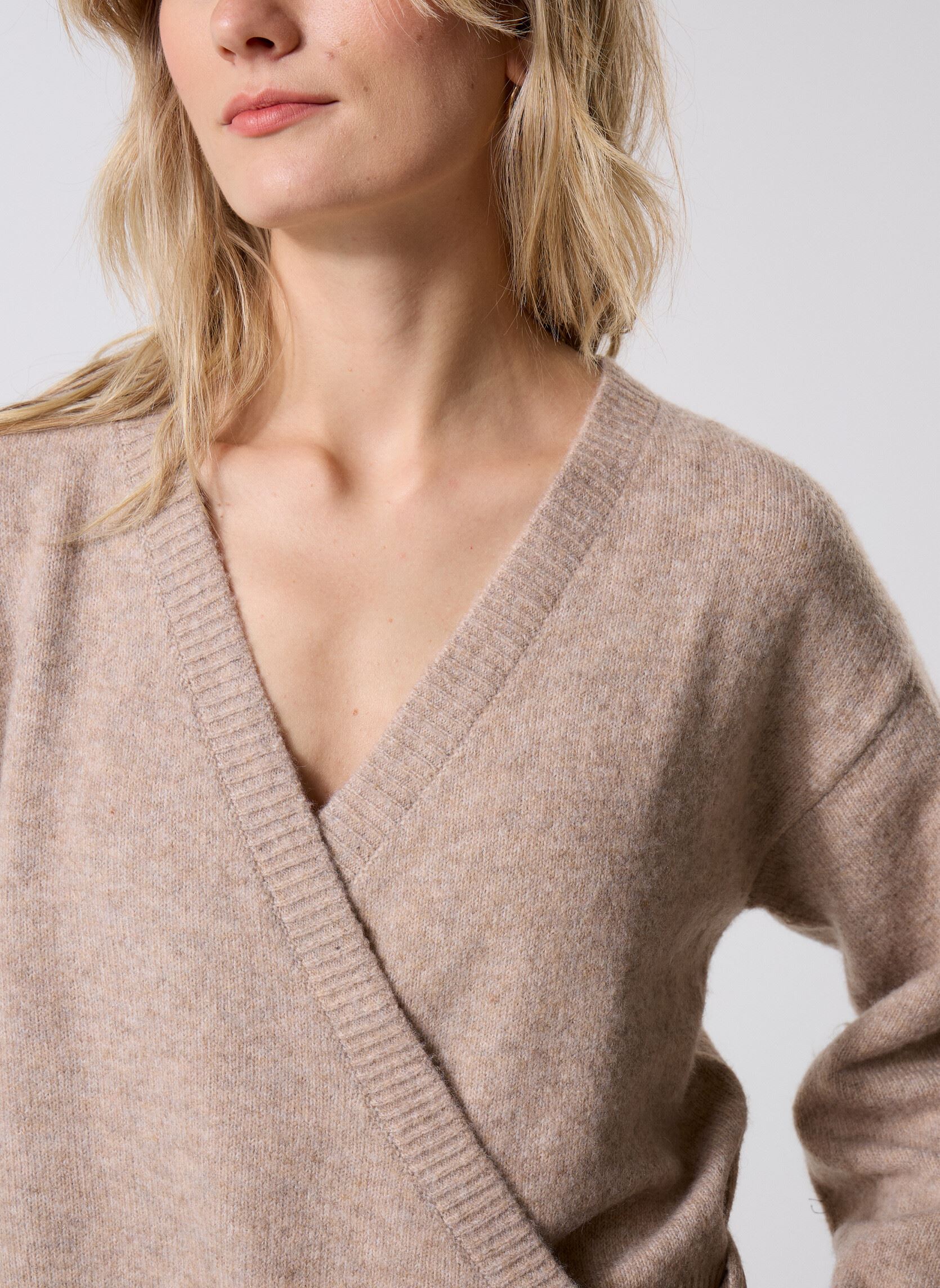 Pulls Pcmalou Ls Wrap Knit Cardigan Noos Bc femme beige Pieces Pulls Pcmalou Ls Wrap Knit Cardigan Noos Bc femme beige Taupe gray