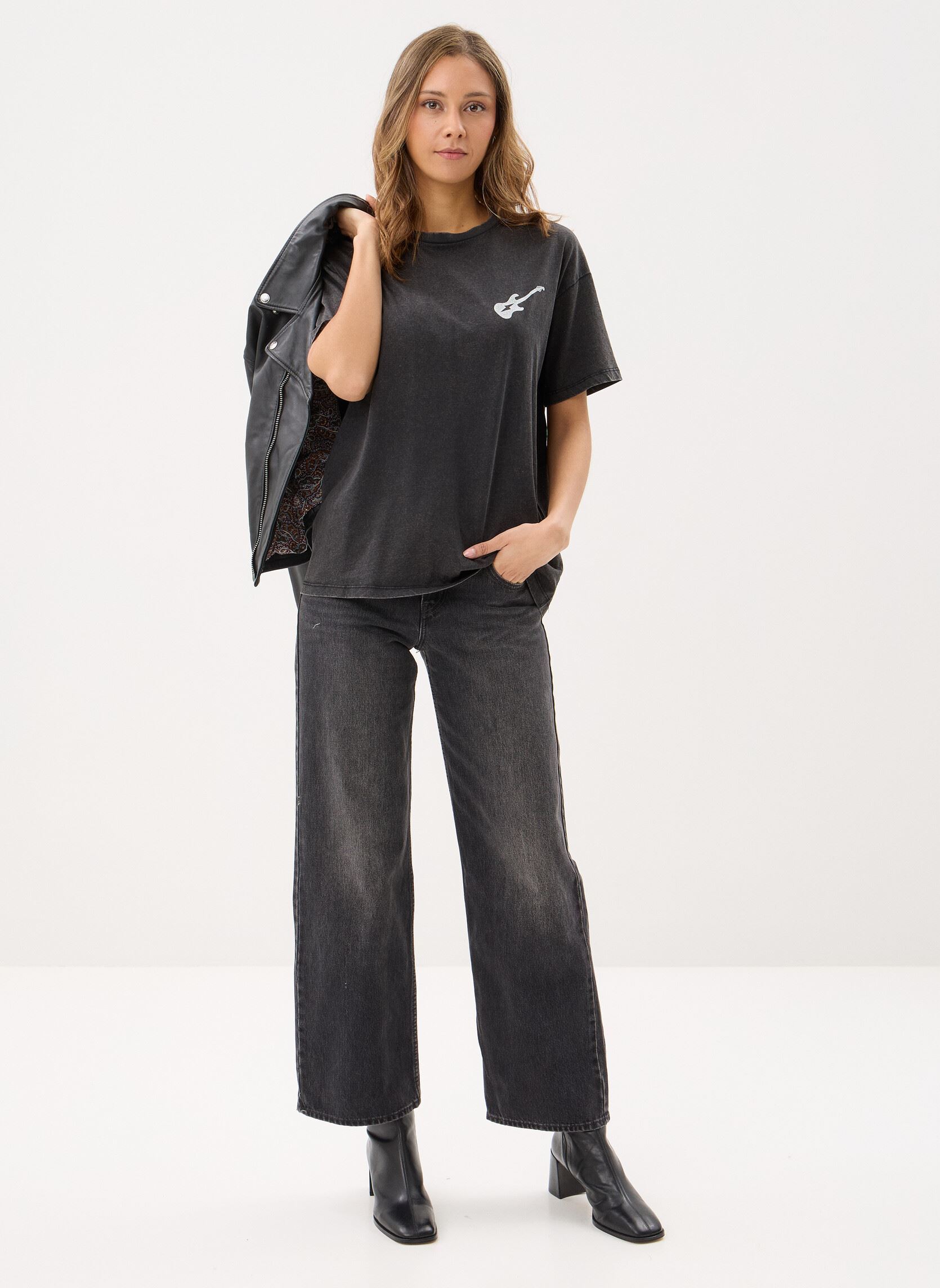 Tee-shirts manches courtes Pceloise Ss Washed Print Tee Fc Bc femme noir Pieces Tee-shirts manches courtes Pceloise Ss Washed Print Tee Fc Bc femme noir BLACK PRINT:ROCK & ROLL ON BAC