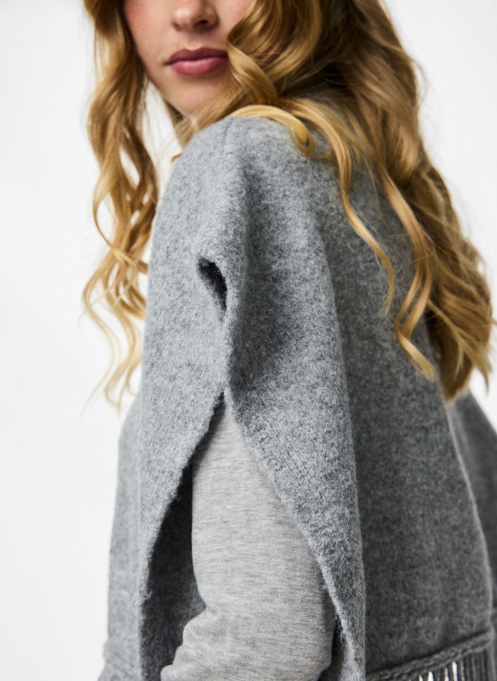 Ponchos und Capes Pcjulle Poncho Bc damen grau Pieces Ponchos und Capes Pcjulle Poncho Bc damen grau Light Grey Melange