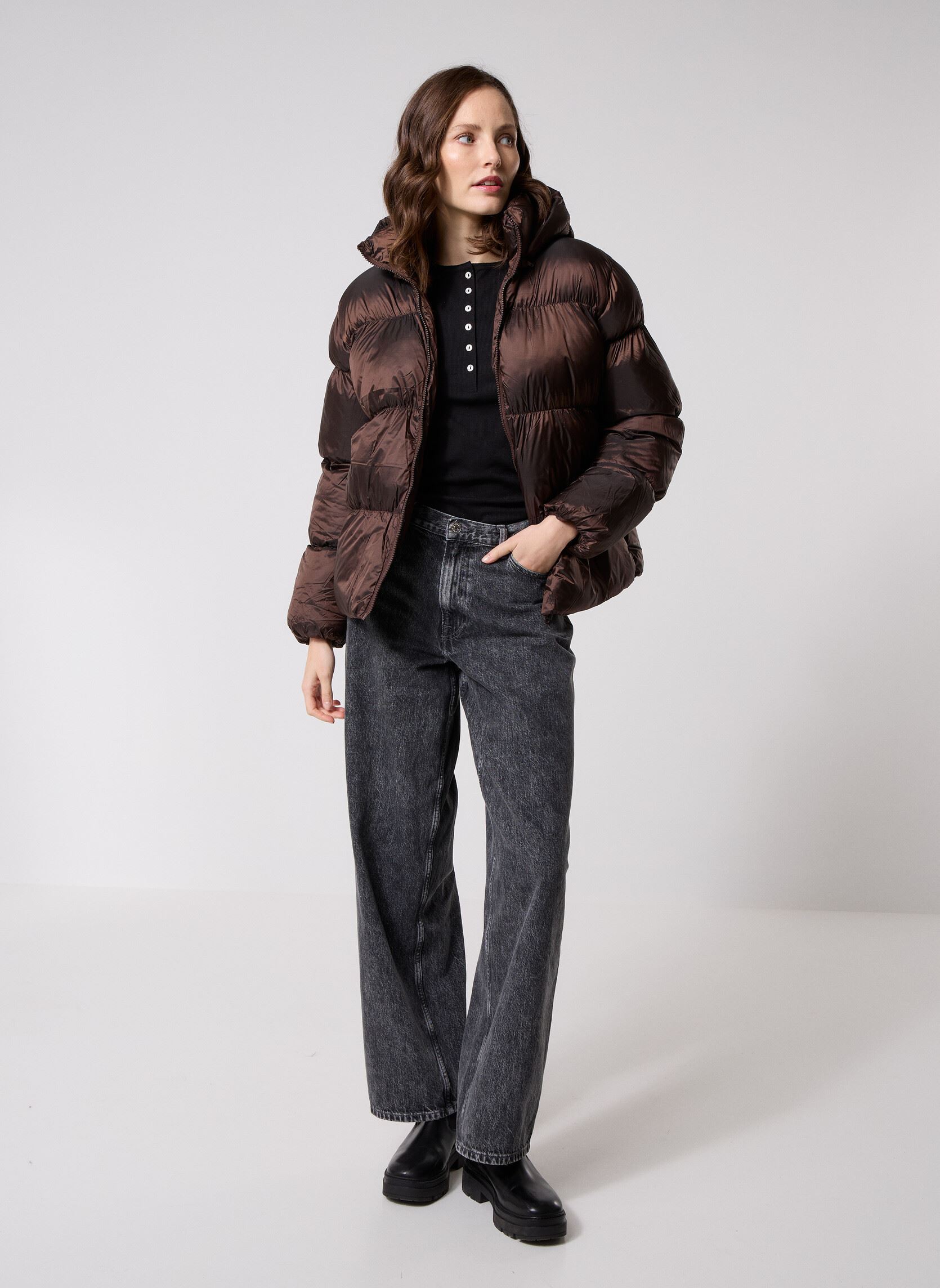 Doudounes Pcmilla Shiny Puffer Jacket W. Hood femme marron Pieces Doudounes Pcmilla Shiny Puffer Jacket W. Hood femme marron HOT FUDGE