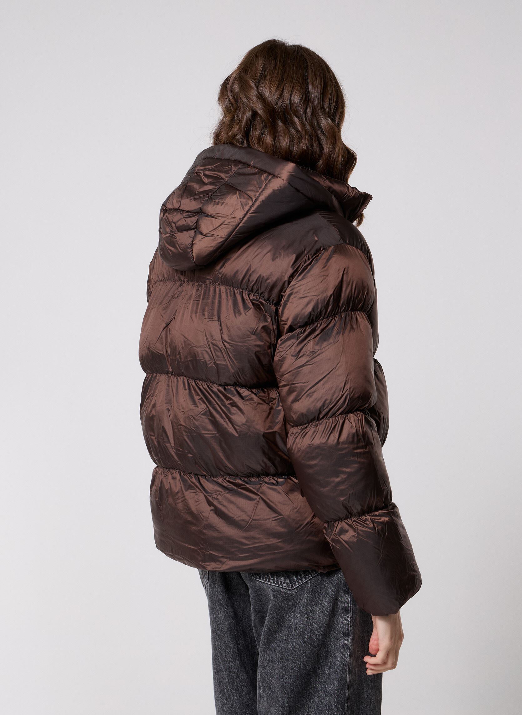 Doudounes Pcmilla Shiny Puffer Jacket W. Hood femme marron Pieces Doudounes Pcmilla Shiny Puffer Jacket W. Hood femme marron HOT FUDGE