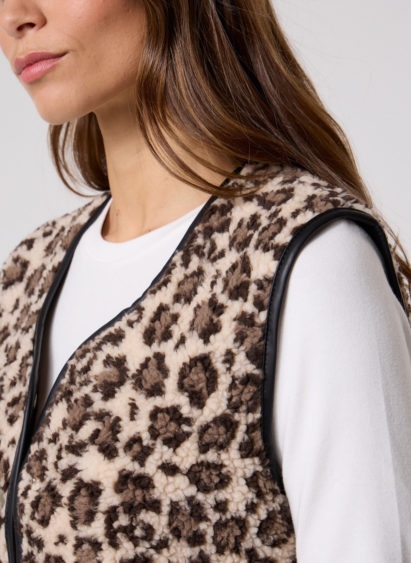 Vestes sans manches Pcnetty Teddy Vest Fc Bc femme blanc Pieces Vestes sans manches Pcnetty Teddy Vest Fc Bc femme blanc White pepper