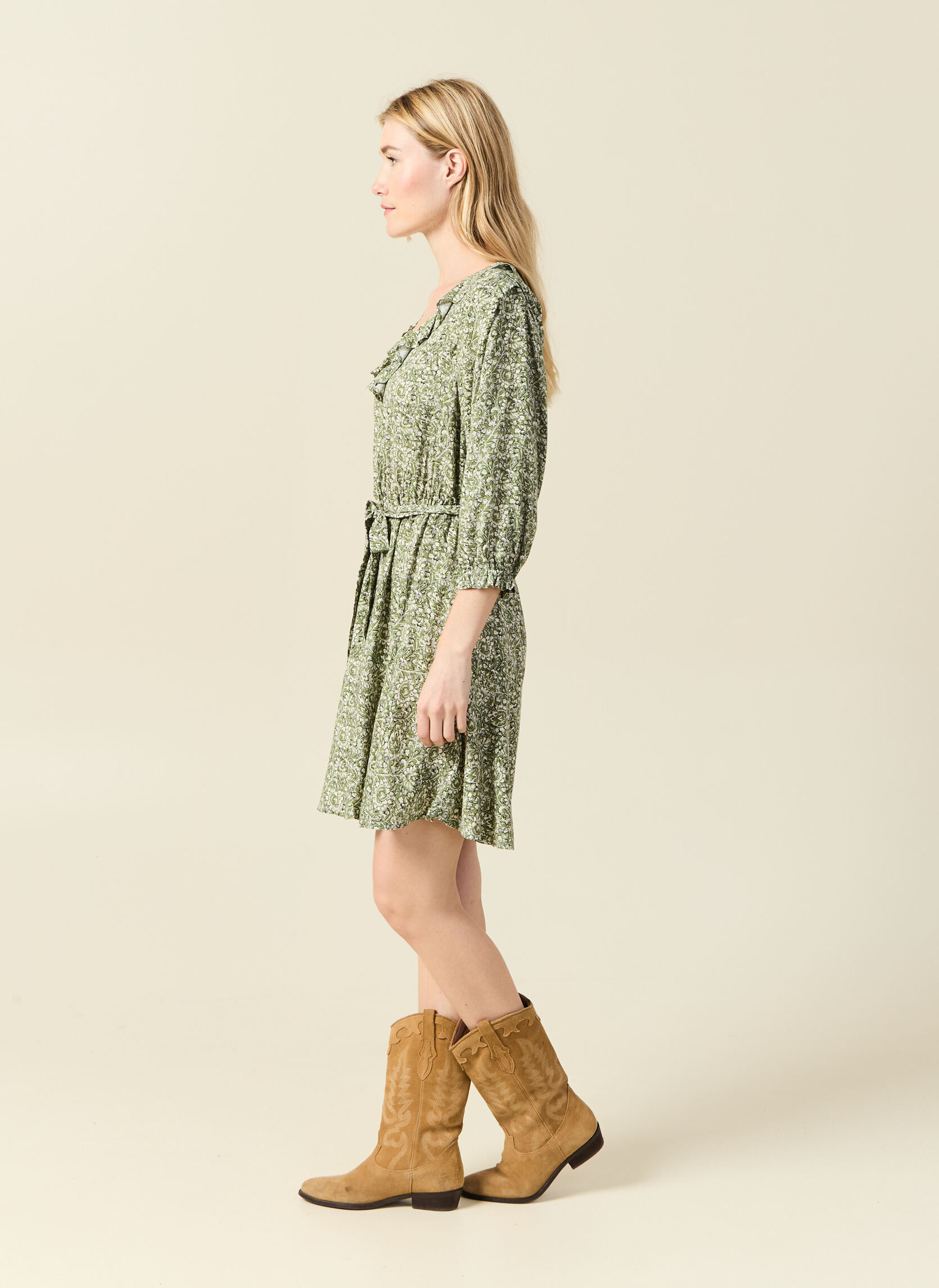 Robes Robes courtes - KAKIROCF femme vert Bonobo Robes Robes courtes - KAKIROCF femme vert Kaki