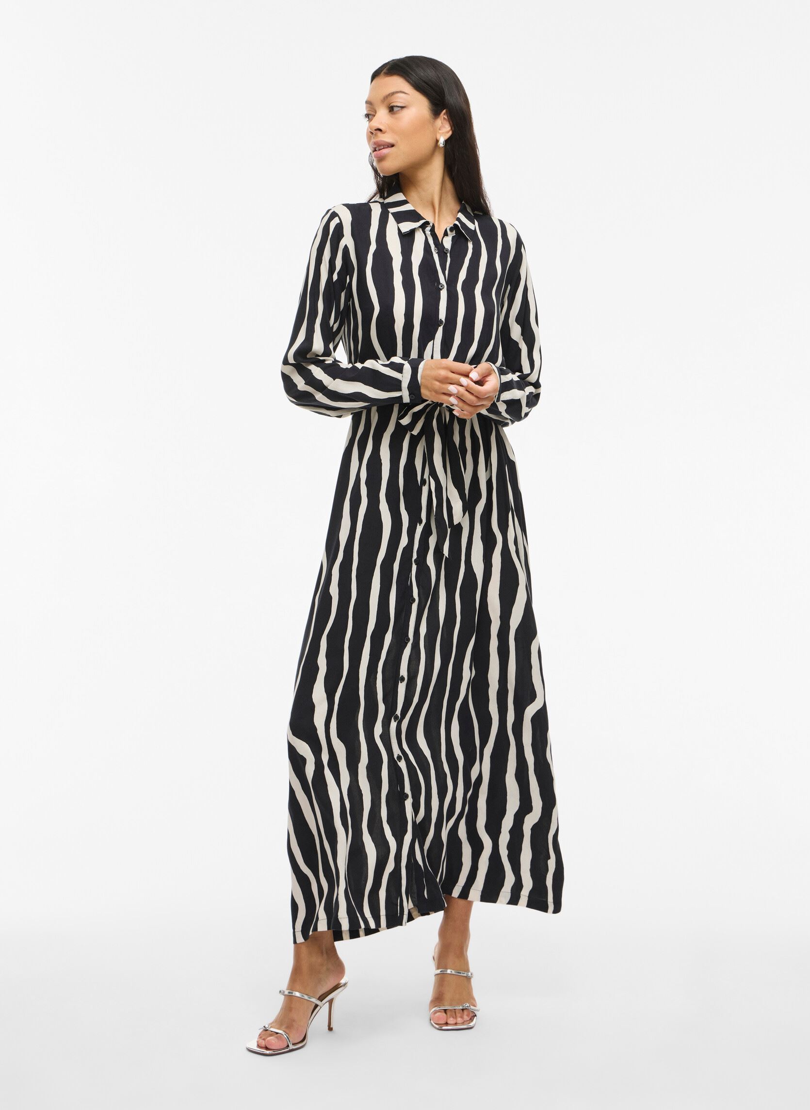 Robes longues Visusie L/S Ankle Shirt Dress femme noir Vila Robes longues Visusie L/S Ankle Shirt Dress femme noir BLACK BEAUTY