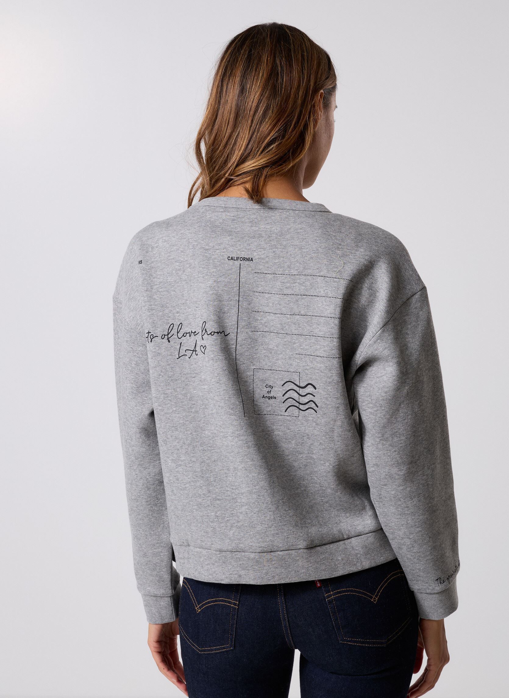 Sweatshirts Vimaldea O-Neck L/S Emb Sweatshirt femme gris Vila Sweatshirts Vimaldea O-Neck L/S Emb Sweatshirt femme gris Light Grey Melange