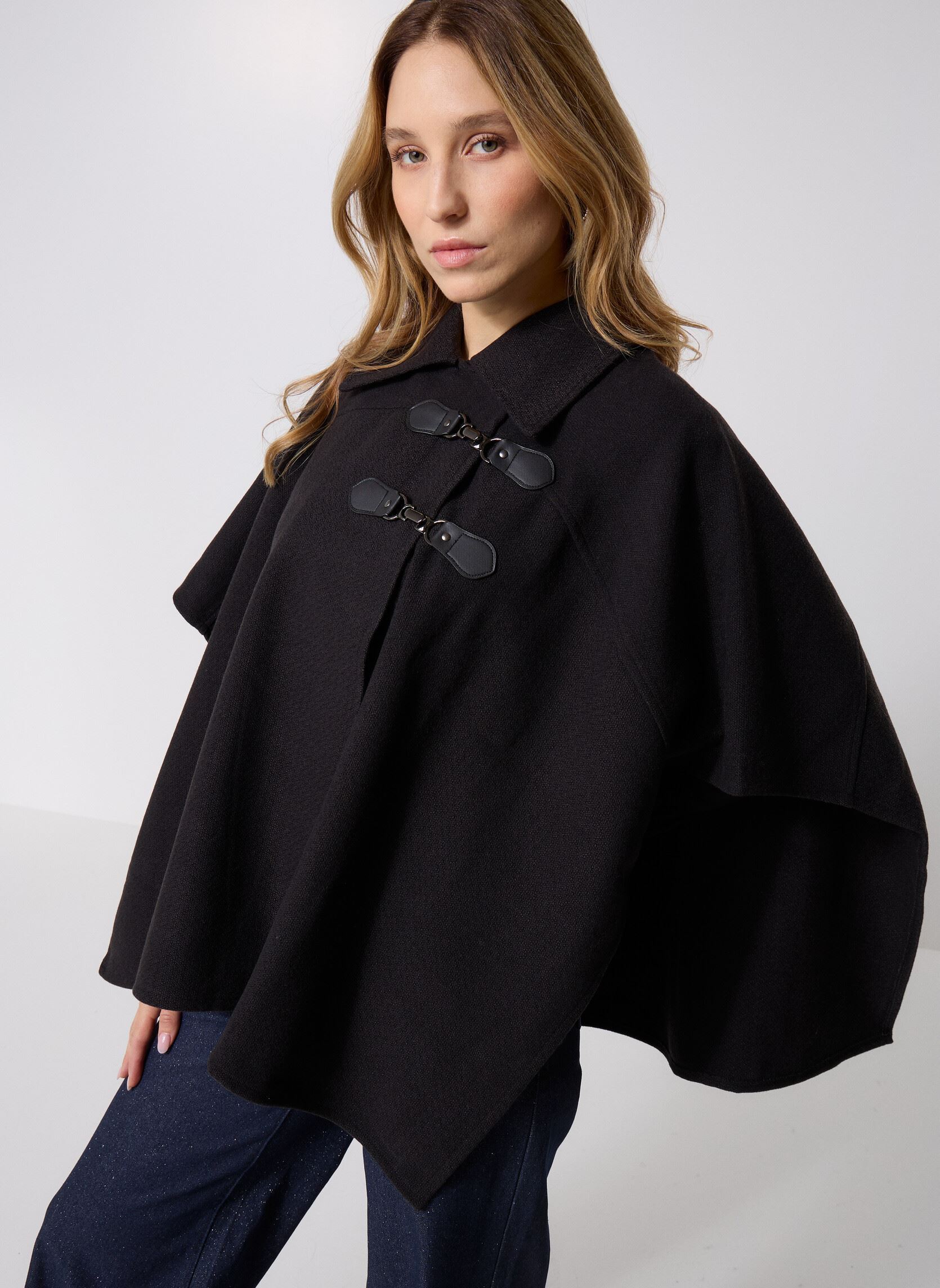 Ponchos et capes Vifaya Cape/Ef femme noir Vila Ponchos et capes Vifaya Cape/Ef femme noir Black Beauty