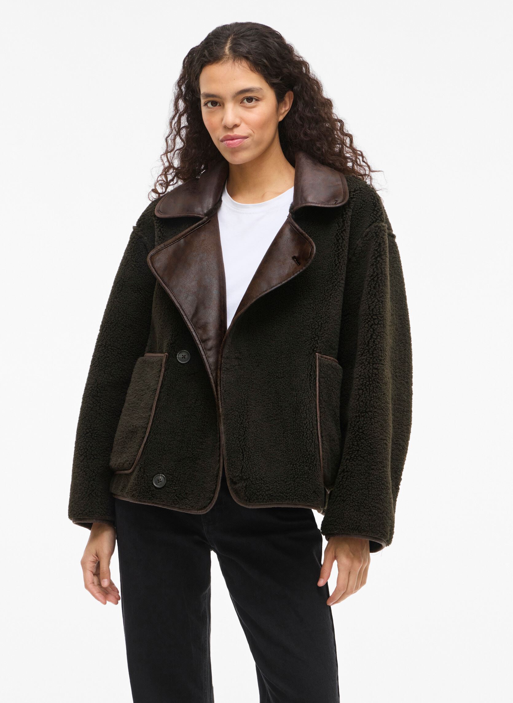 Bomberjacks Vikadera L/S Shearling Jacket dames bruin Vila Bomberjacks Vikadera L/S Shearling Jacket dames bruin Demitasse