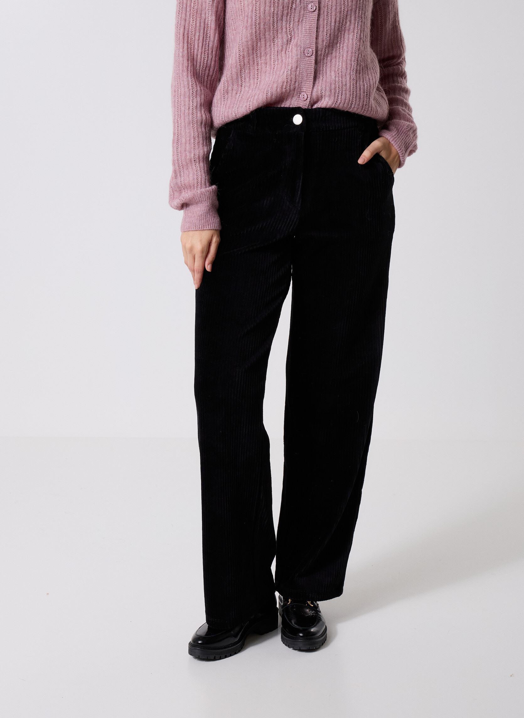 Pantalons larges Vikita Rw Wide Corduroy Pants - Noos femme noir Vila Pantalons larges Vikita Rw Wide Corduroy Pants - Noos femme noir Black Beauty
