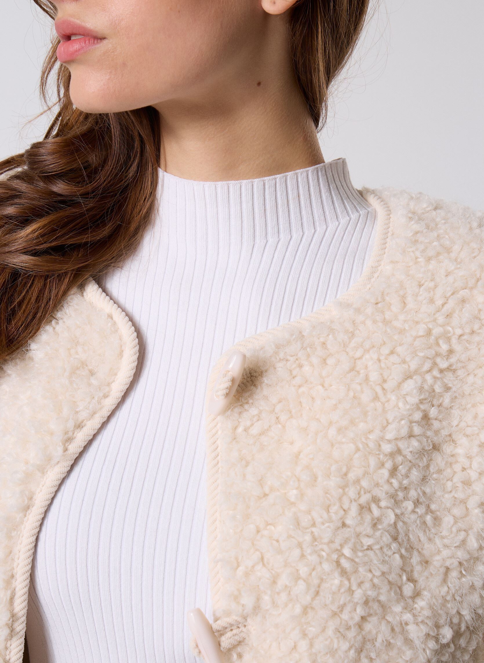 Vestes fourrure Objiduna Ls Re Jacket 140 femme blanc OBJECT Vestes fourrure Objiduna Ls Re Jacket 140 femme blanc White Sand