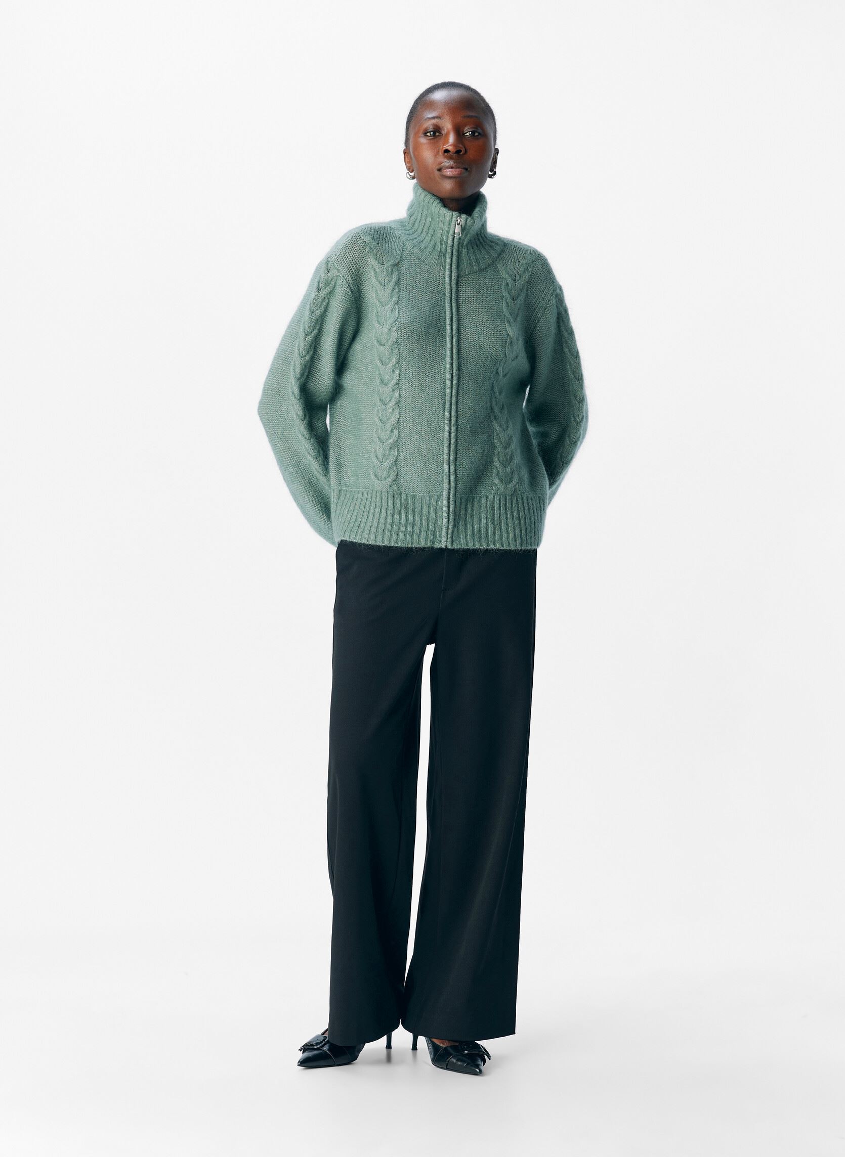 Gilets Objnete Lo Knit Cardigan Noos femme vert OBJECT Gilets Objnete Lo Knit Cardigan Noos femme vert LAUREL WREATH
