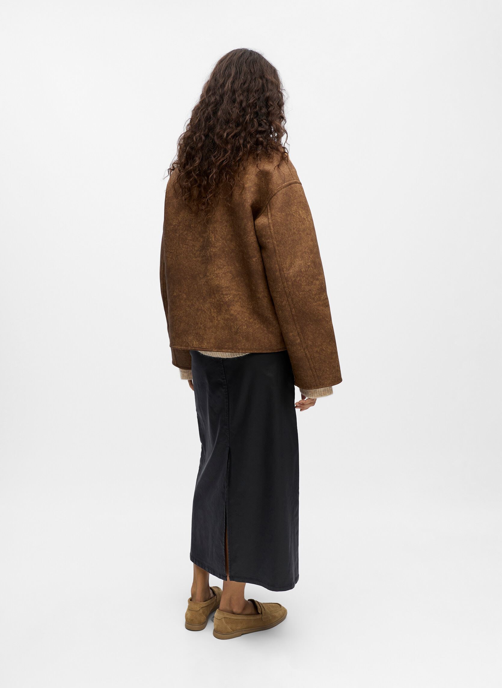 Bontjassen Objsharri Ls Lo Reversible Jacket 140 dames bruin OBJECT Bontjassen Objsharri Ls Lo Reversible Jacket 140 dames bruin Tannin