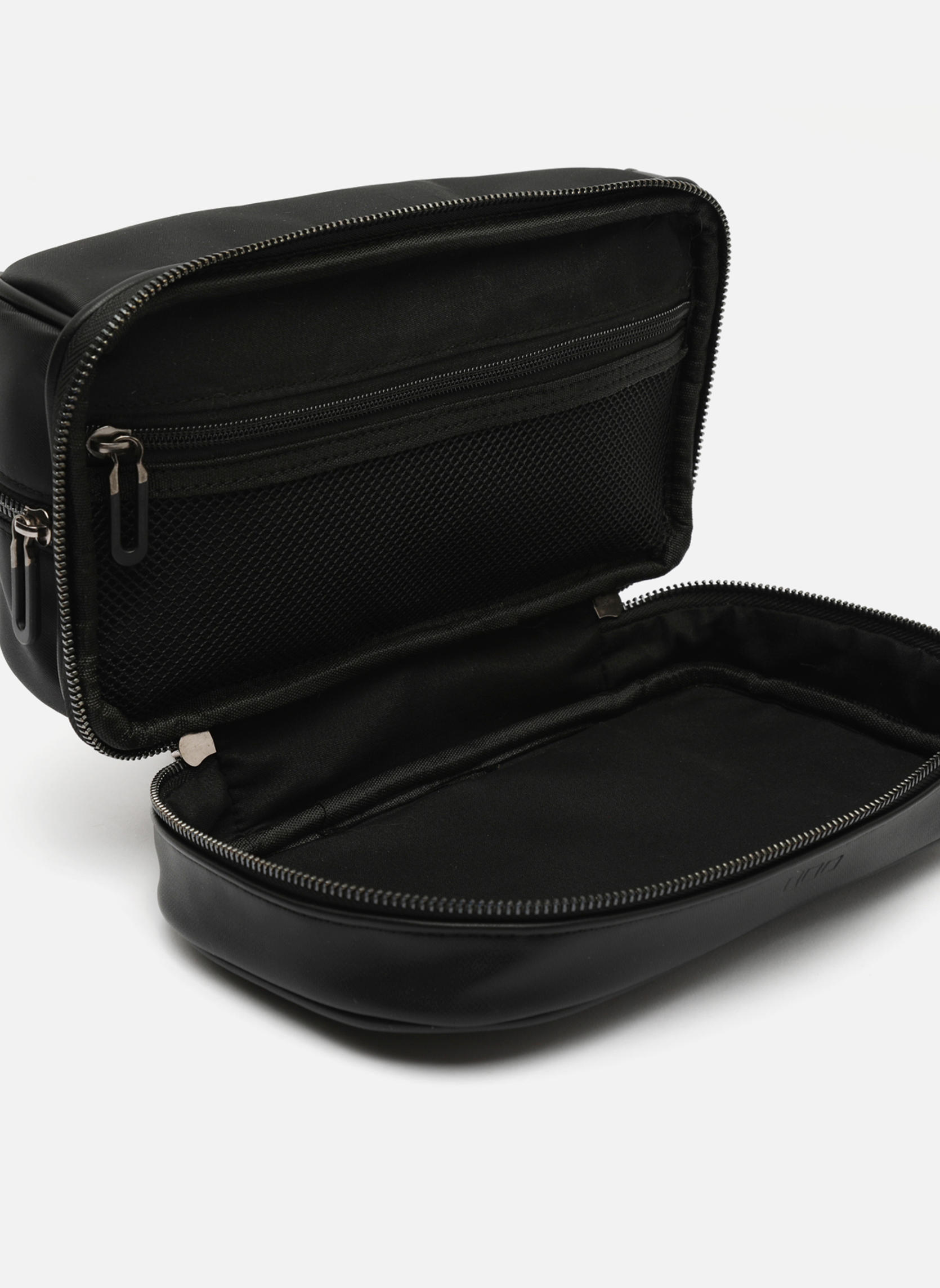 Sacs de voyage Nécessaire de voyage Homme Bruno Black noir Misako Sacs de voyage Nécessaire de voyage Homme Bruno Black noir black
