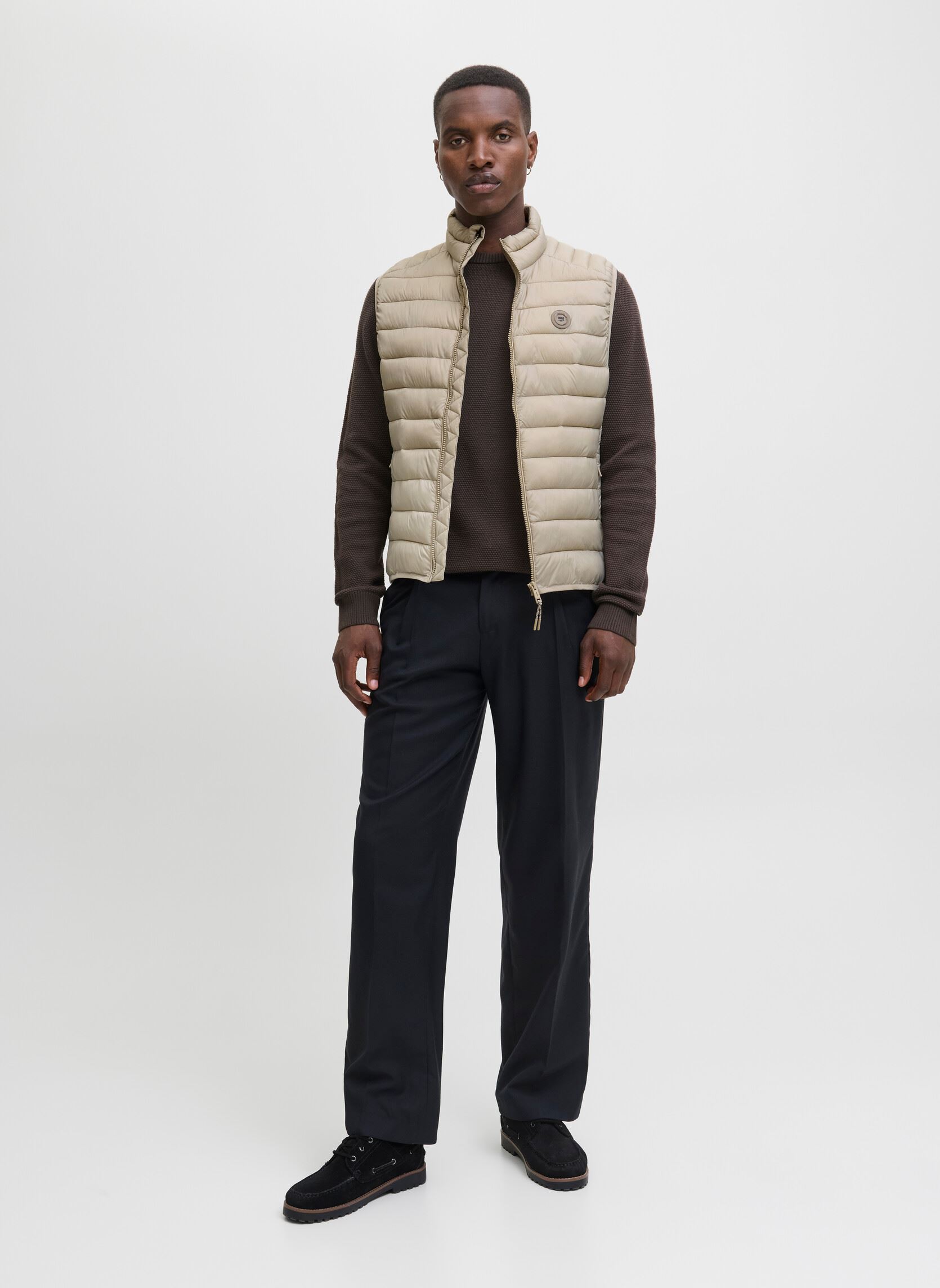 Daunenwesten Jjebradley Light Bodywarmer Collar Noos herren beige Jack & Jones Daunenwesten Jjebradley Light Bodywarmer Collar Noos herren beige CROCKERY
