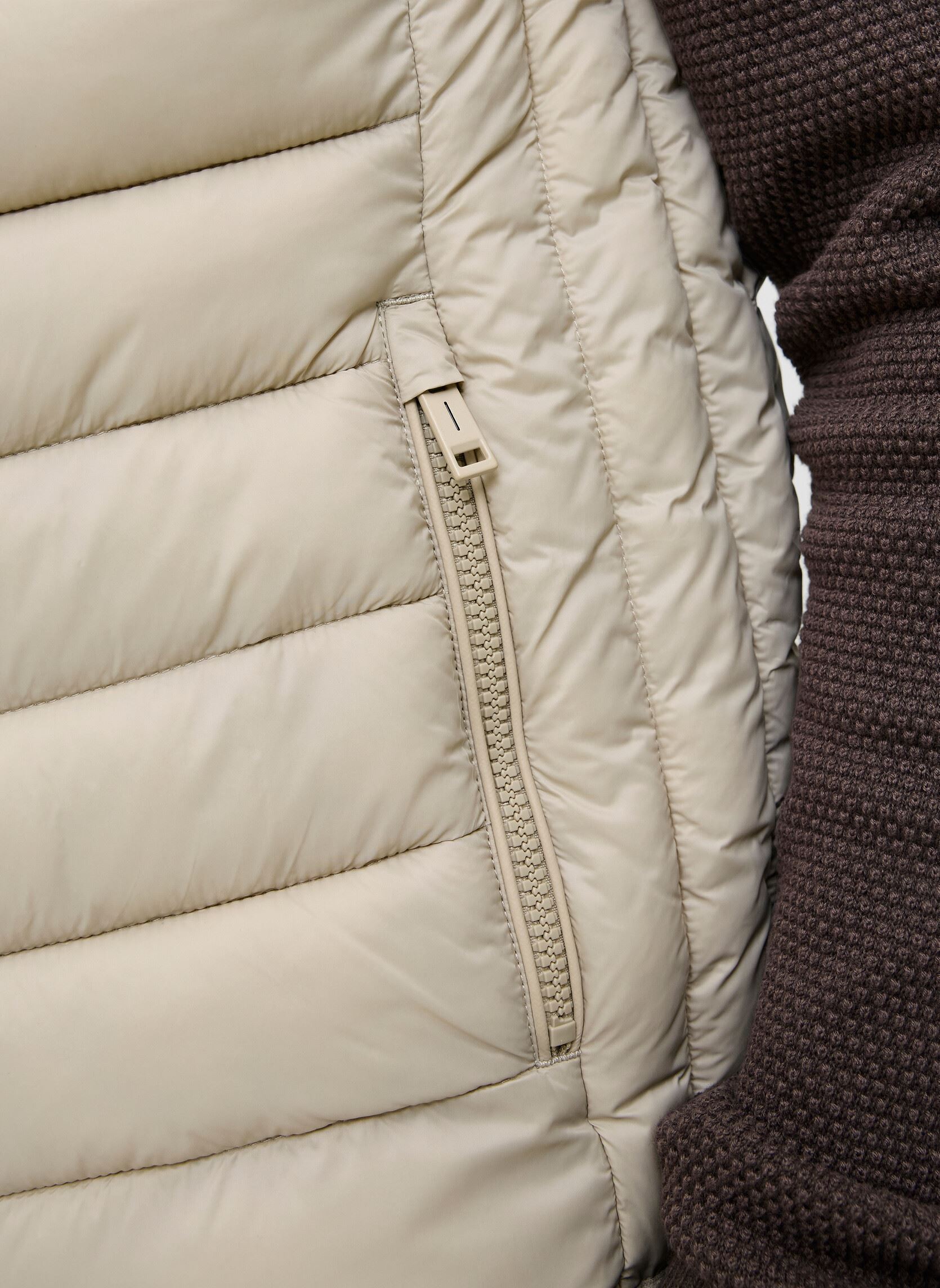 Daunenwesten Jjebradley Light Bodywarmer Collar Noos herren beige Jack & Jones Daunenwesten Jjebradley Light Bodywarmer Collar Noos herren beige CROCKERY
