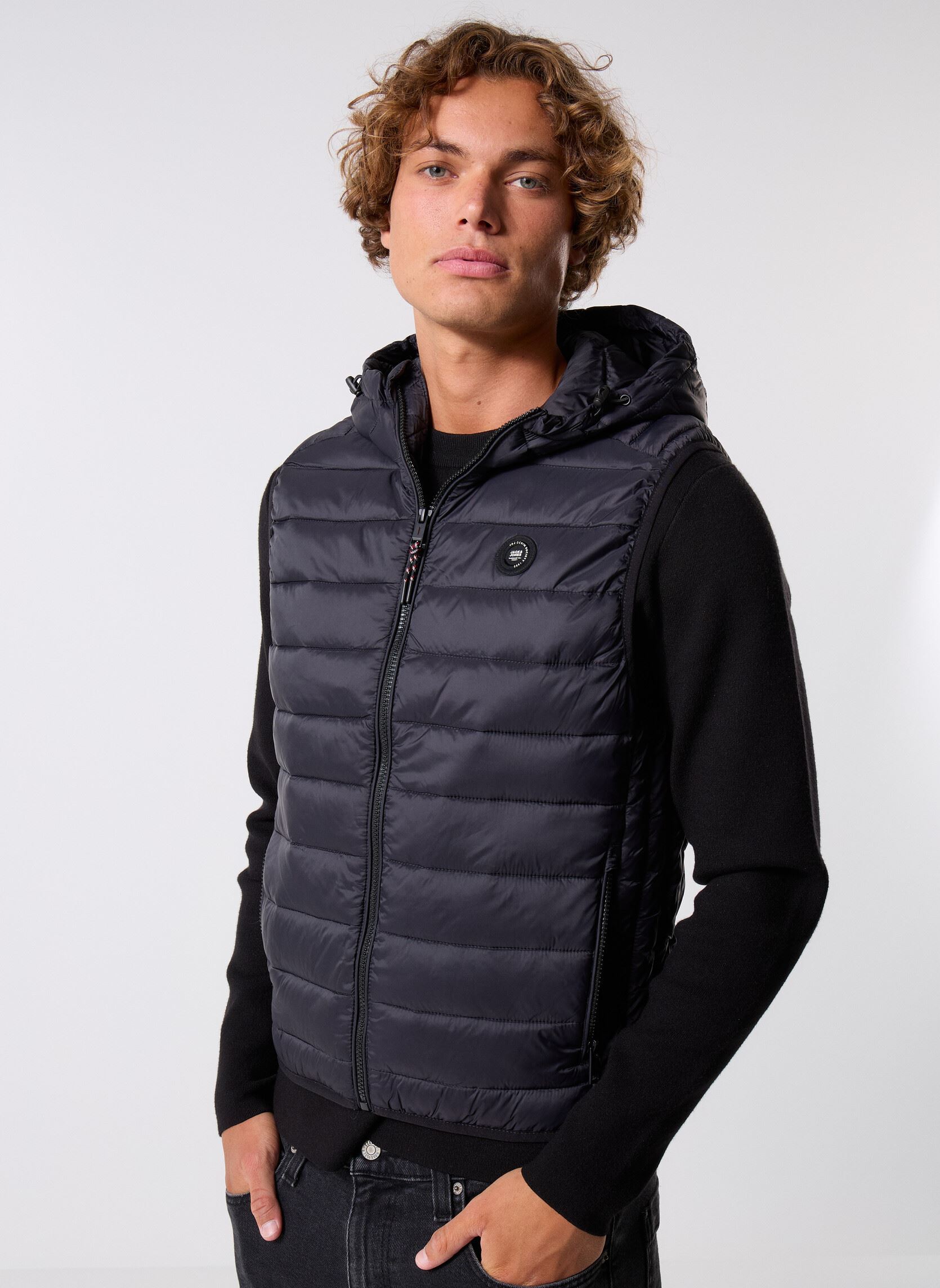 Vêtements Jack & Jones Jjebradley Bodywarmer Hood pour Accessoires