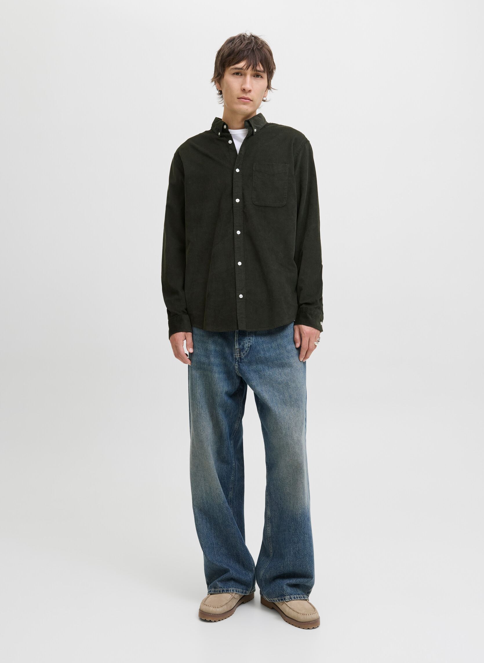 Chemises Jjeclassic Cord Shirt L/S Sn homme vert Jack & Jones Chemises Jjeclassic Cord Shirt L/S Sn homme vert ROSIN