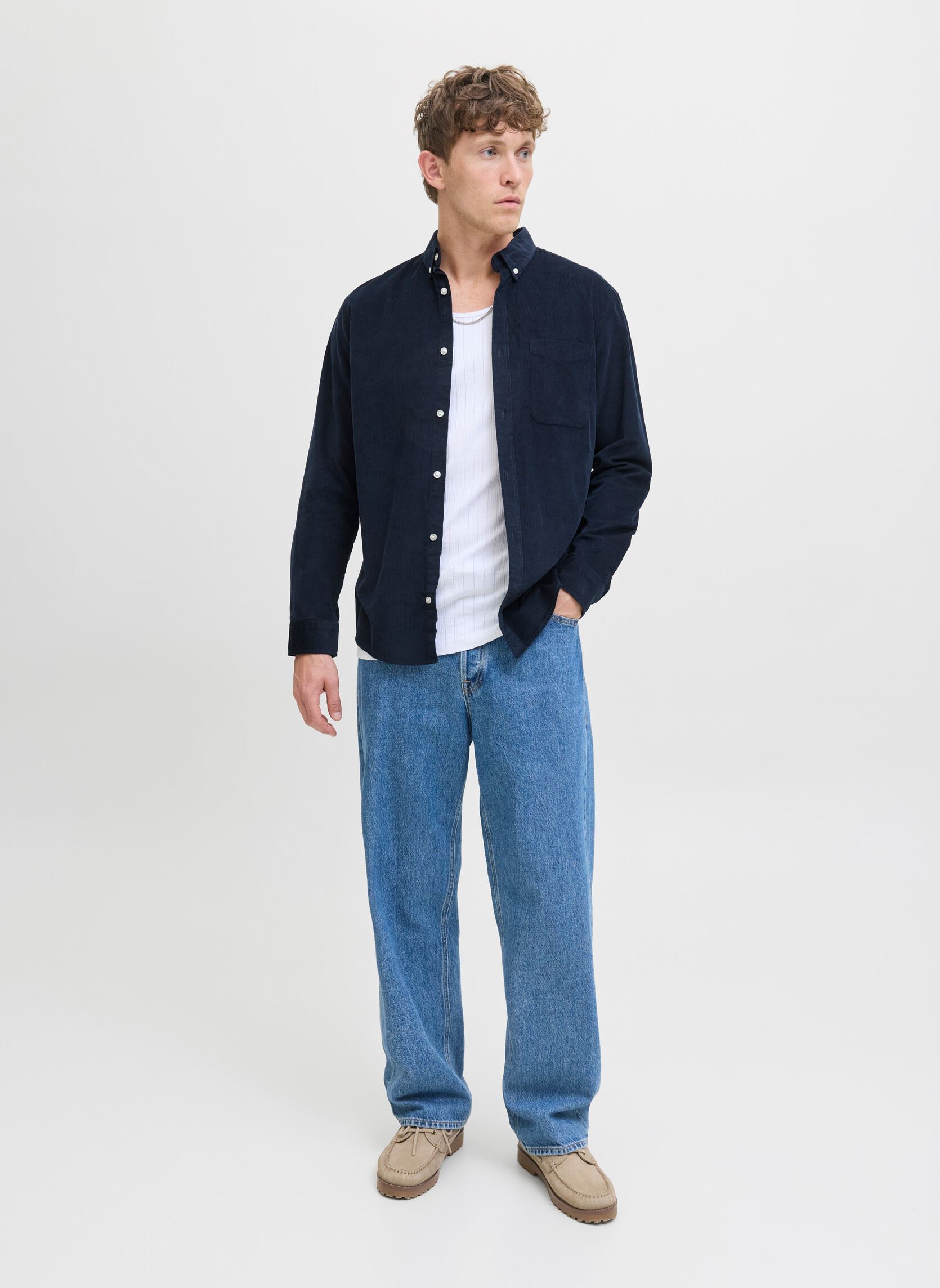 Hemden Jjeclassic Cord Shirt L/S Sn herren blau Jack & Jones Hemden Jjeclassic Cord Shirt L/S Sn herren blau SKY CAPTAIN