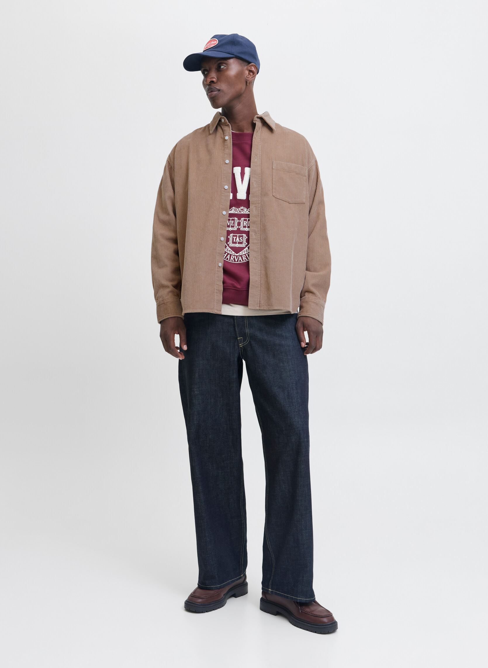 Hemden Jorinwood Oversized Cord Shirt Ls heren bruin Jack & Jones Hemden Jorinwood Oversized Cord Shirt Ls heren bruin MOCHA MERINGUE