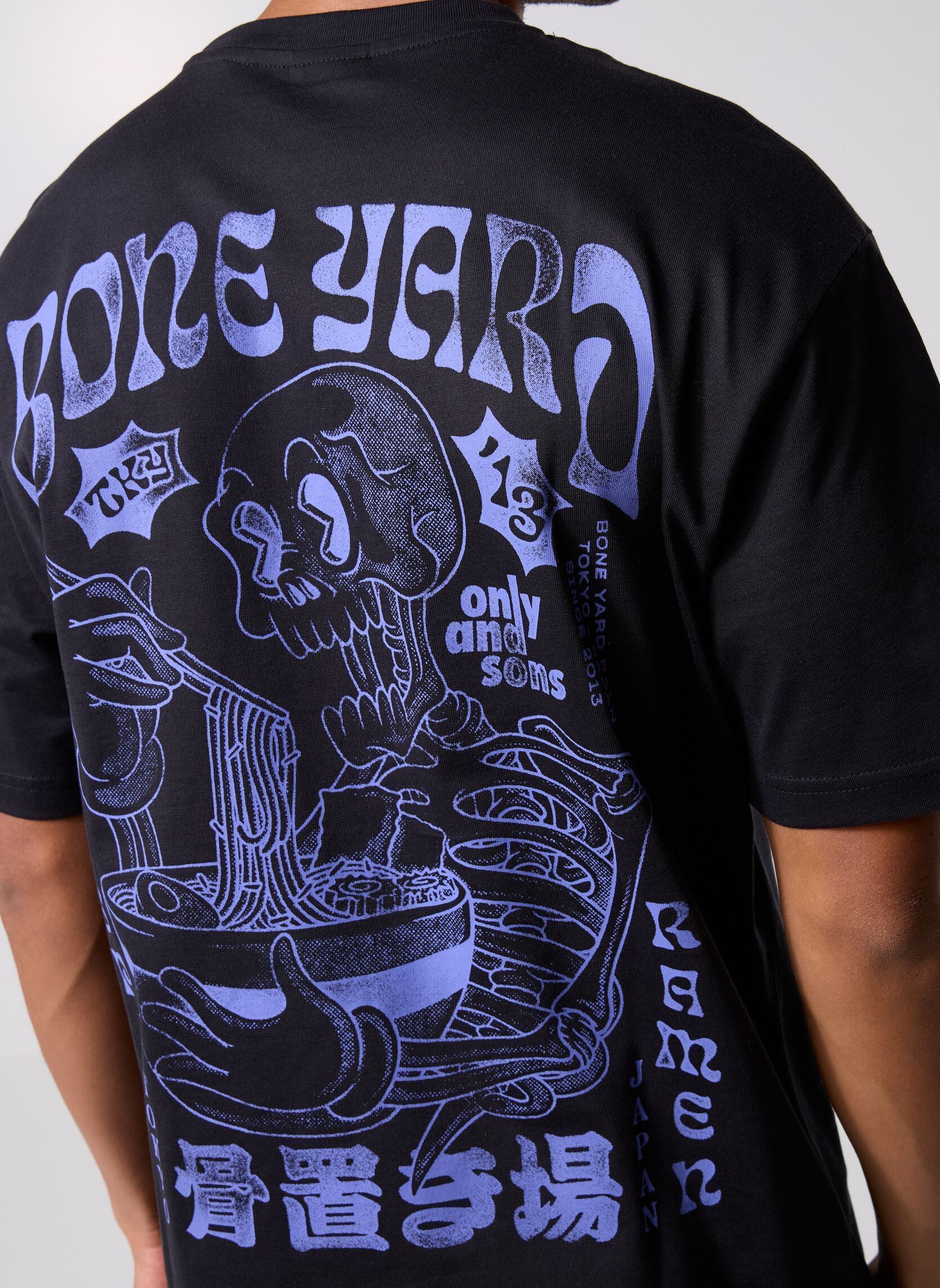 Tee-shirts manches courtes ONSFRED TONKOTSU RLX SS TEE homme noir Only & Sons Tee-shirts manches courtes ONSFRED TONKOTSU RLX SS TEE homme noir BLACK/PURPLE