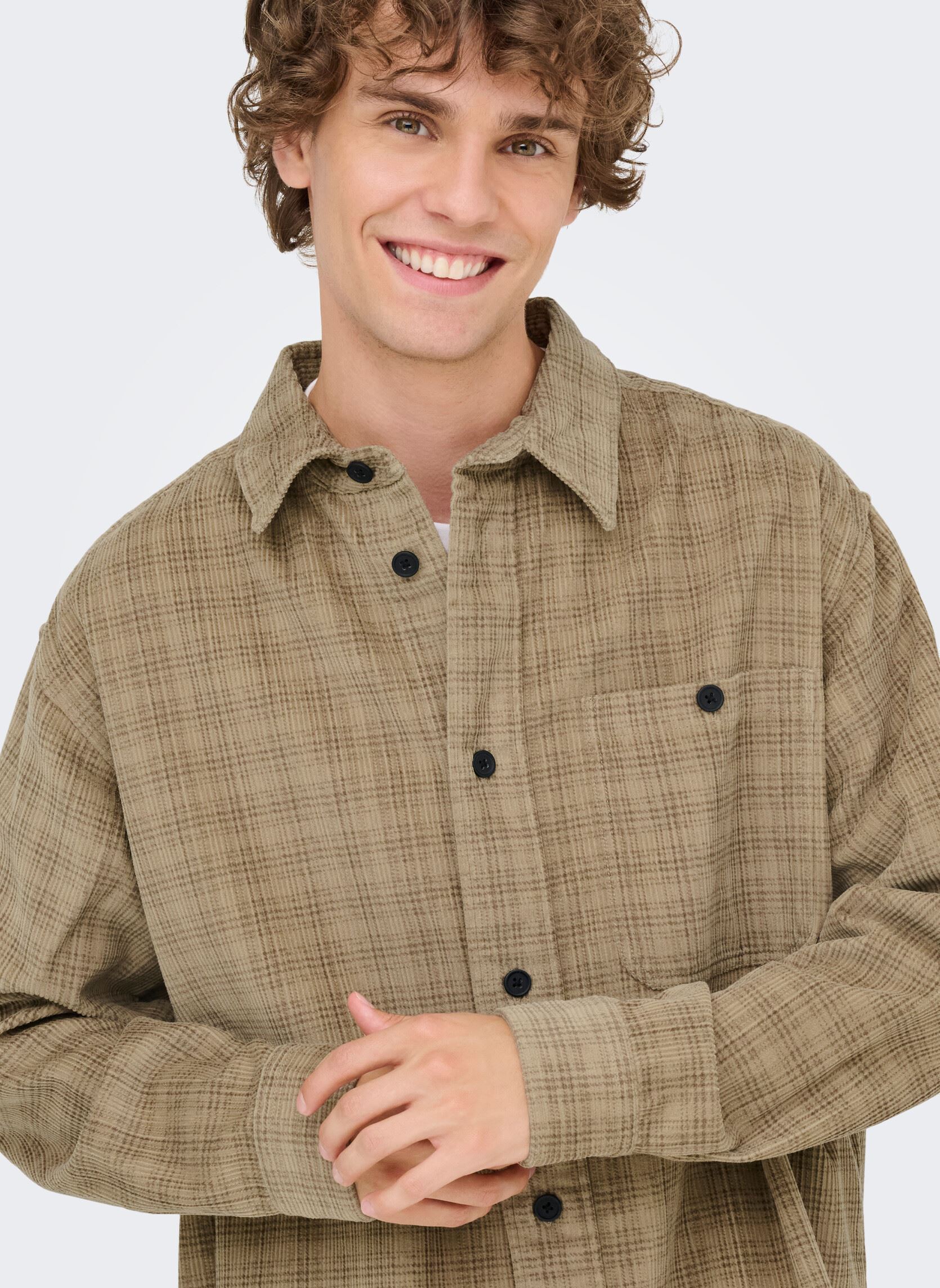 Hemden ONSWALEED CORDUROY OVERSHIRT 0345 NOOS heren beige Only & Sons Hemden ONSWALEED CORDUROY OVERSHIRT 0345 NOOS heren beige CHINCHILLA
