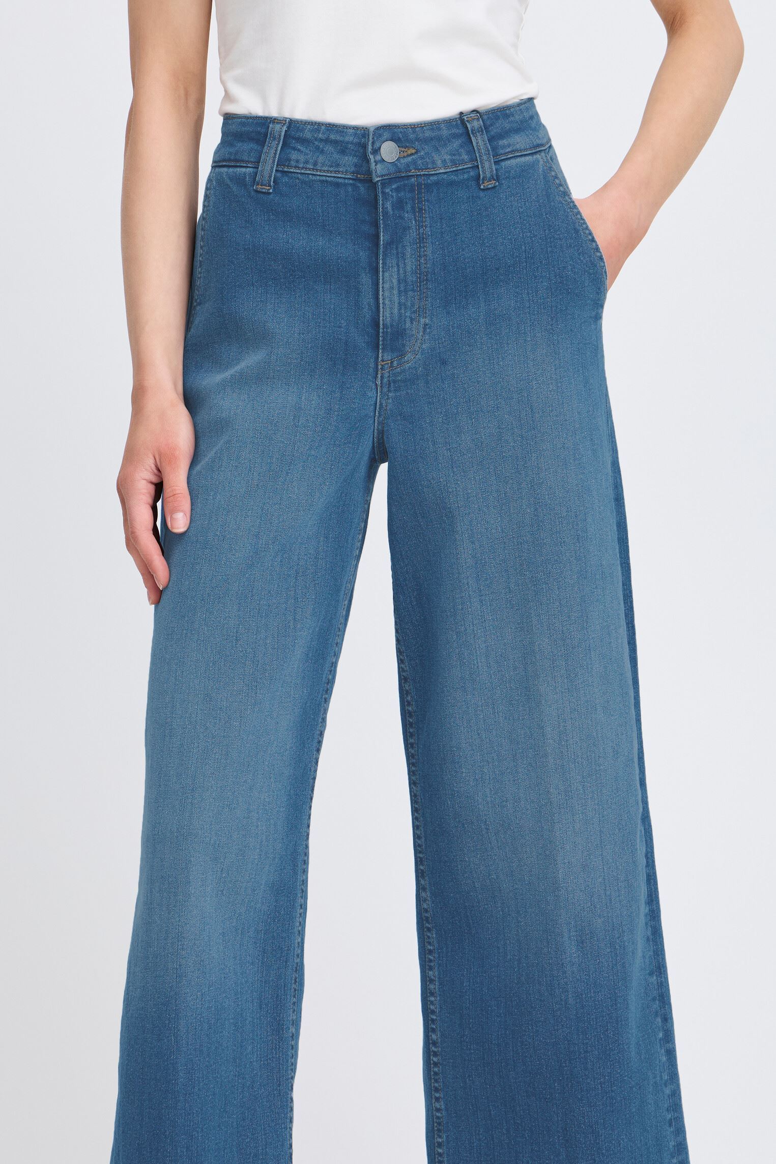 Wijde jeans / Flared Jeans BYKOMMA CROPPED JEANS dames blauw B-Young Wijde jeans / Flared Jeans BYKOMMA CROPPED JEANS dames blauw Ligth Blue Denim