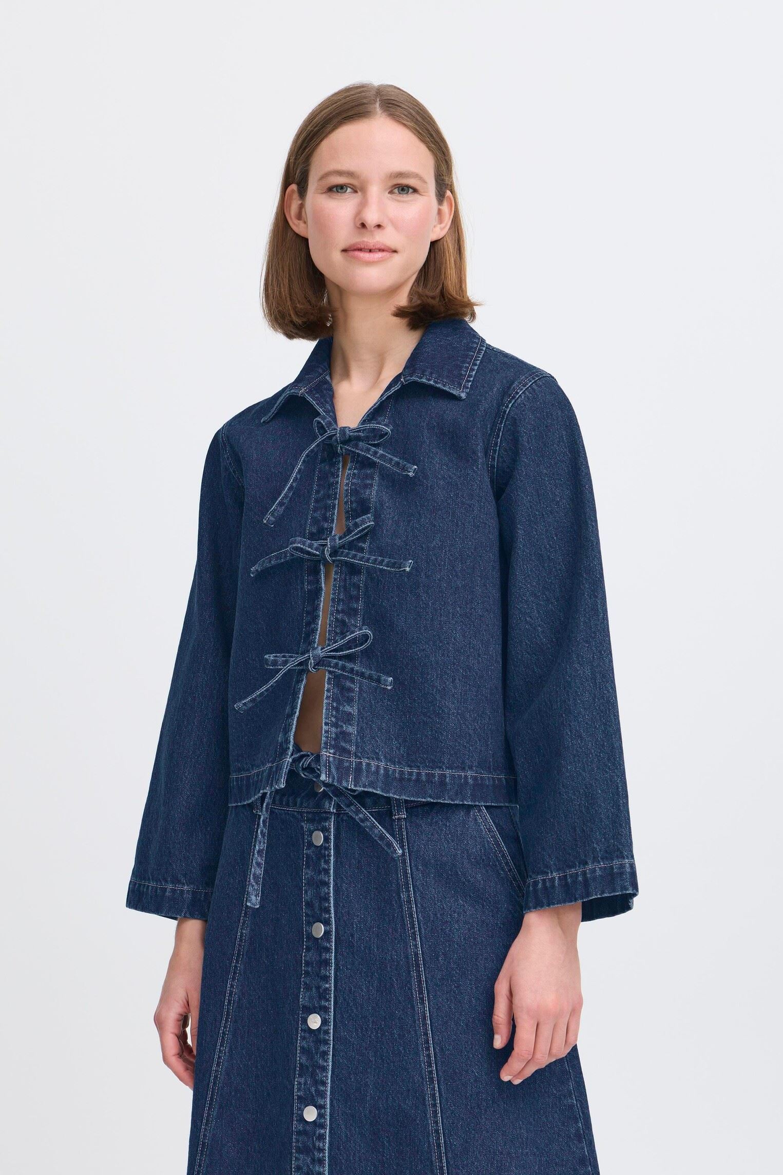 Chemises manches longues BYLUKAN SHIRT - femme bleu B-Young Chemises manches longues BYLUKAN SHIRT - femme bleu DARK BLUE DENIM