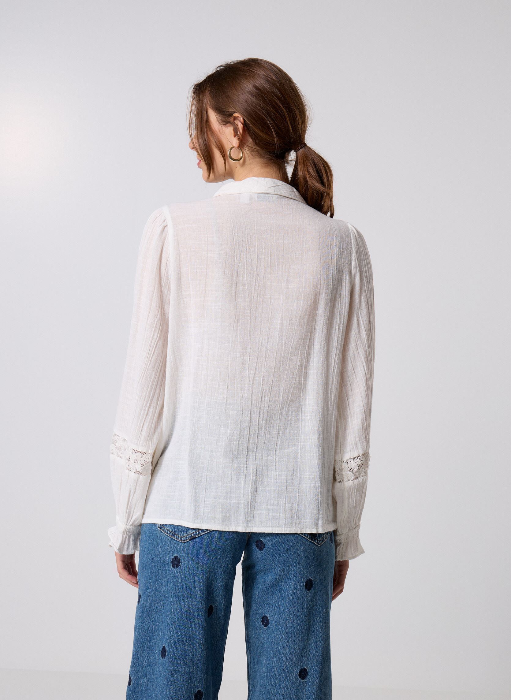 Blouses manches longues BYJUNIAN LACE SHIRT - femme blanc B-Young Blouses manches longues BYJUNIAN LACE SHIRT - femme blanc MARSHMALLOW