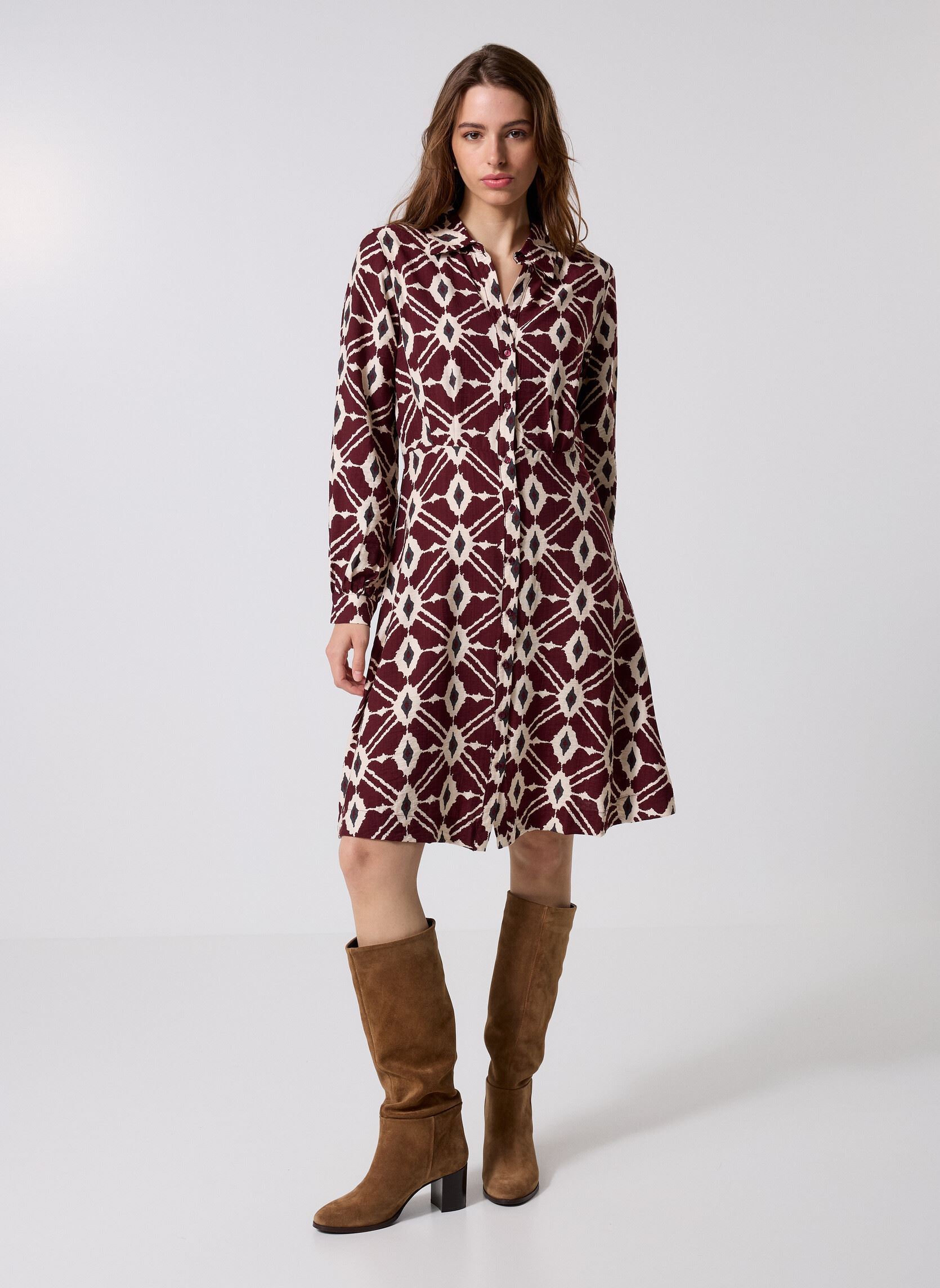 Jurken BYIKAIA SHIRT DRESS dames rood B-Young Jurken BYIKAIA SHIRT DRESS dames rood PORT ROYALE IKAT