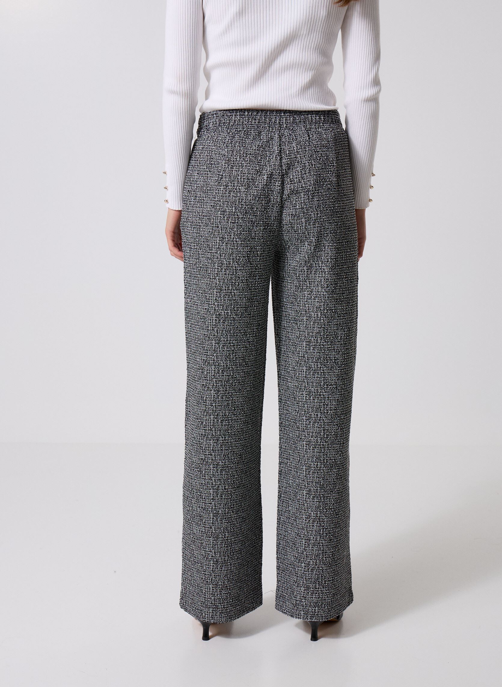 Wijde broeken BYROWAN BUTTON PANTS dames grijs B-Young Wijde broeken BYROWAN BUTTON PANTS dames grijs METEORITE SALT & PEPPER
