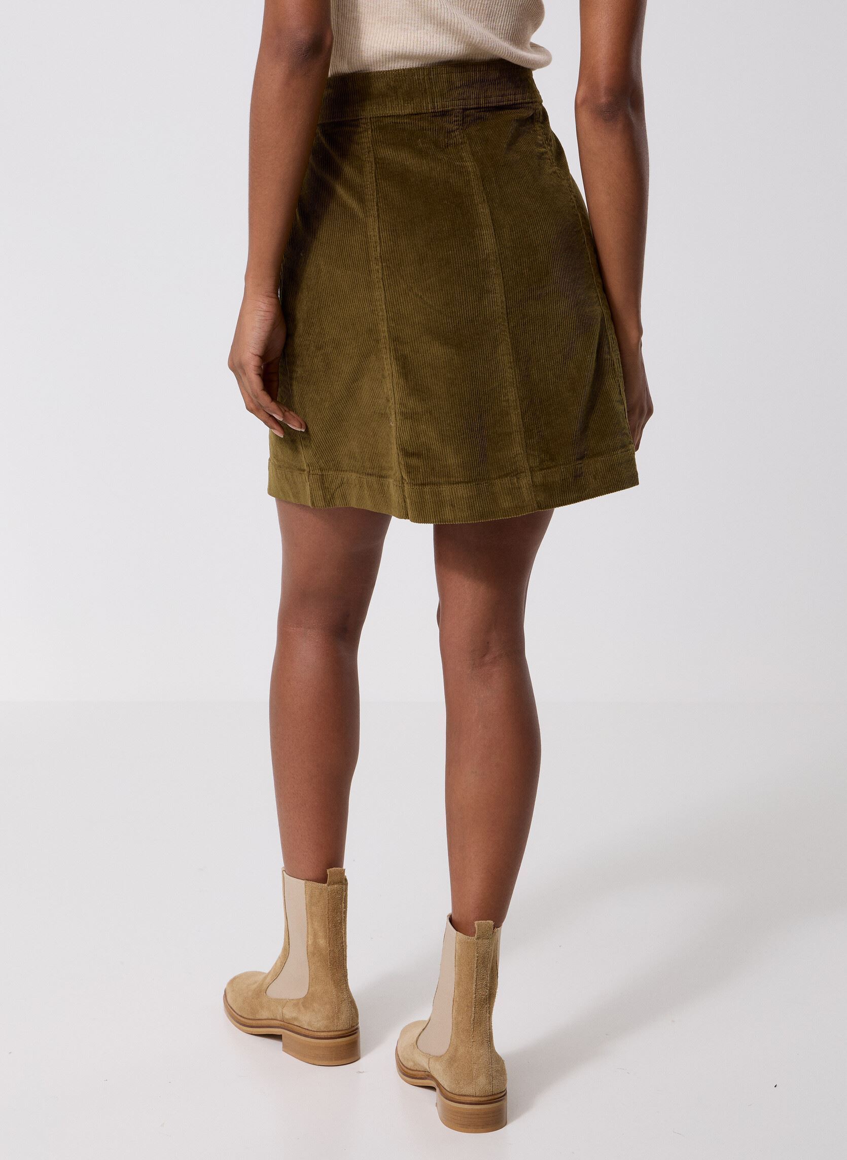 Korte rokken BYDASIK A SHORT SKIRT dames groen B-Young Korte rokken BYDASIK A SHORT SKIRT dames groen Military olive