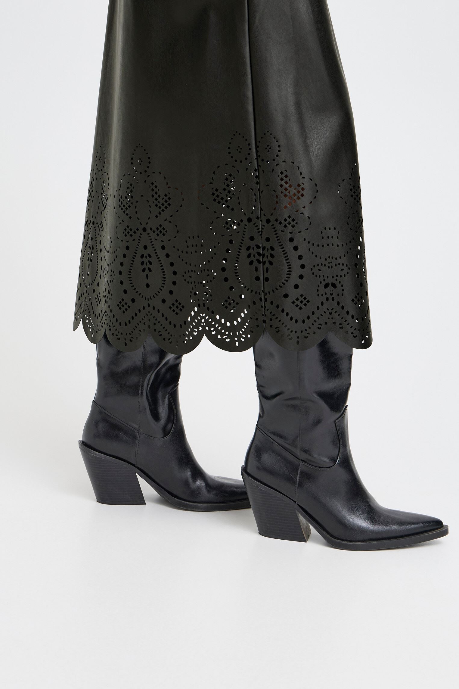 Midi-Röcke BYDENSIO SKIRT damen schwarz B-Young Midi-Röcke BYDENSIO SKIRT damen schwarz Meteorite