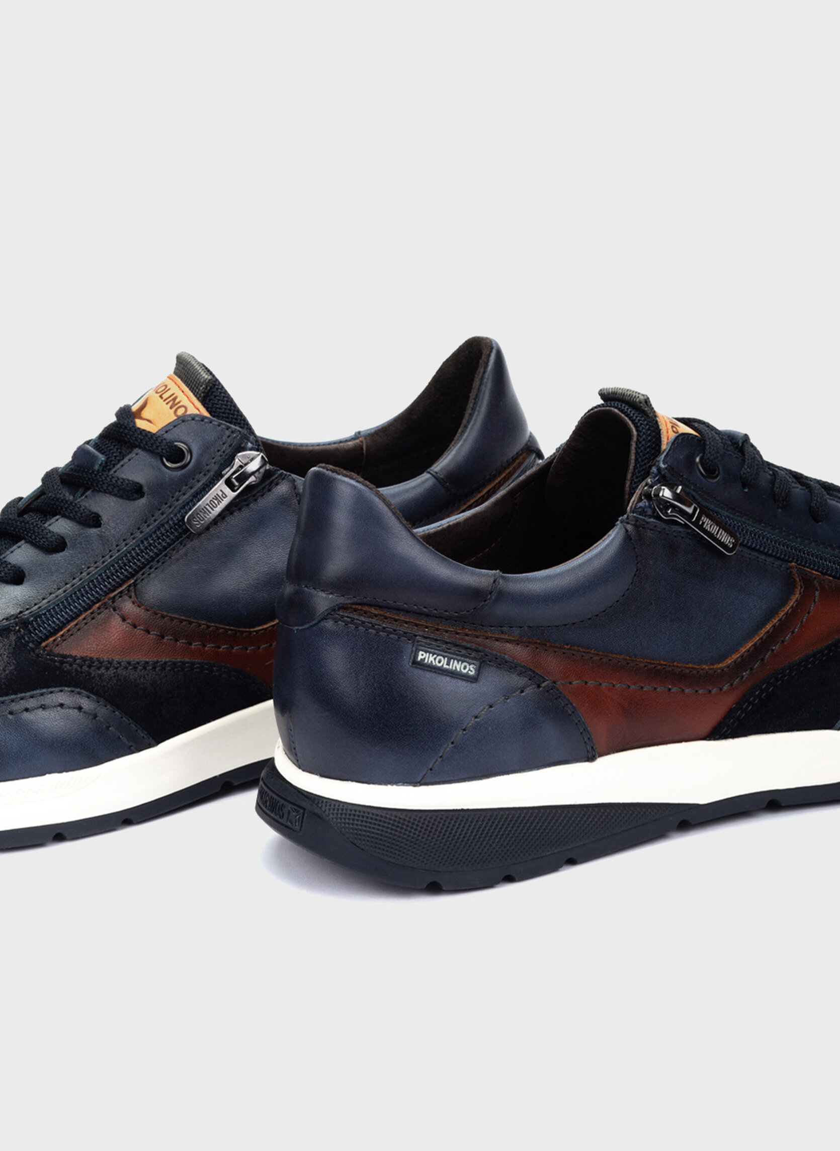 Baskets basses GETAFE homme bleu Pikolinos Baskets basses GETAFE homme bleu Bleu