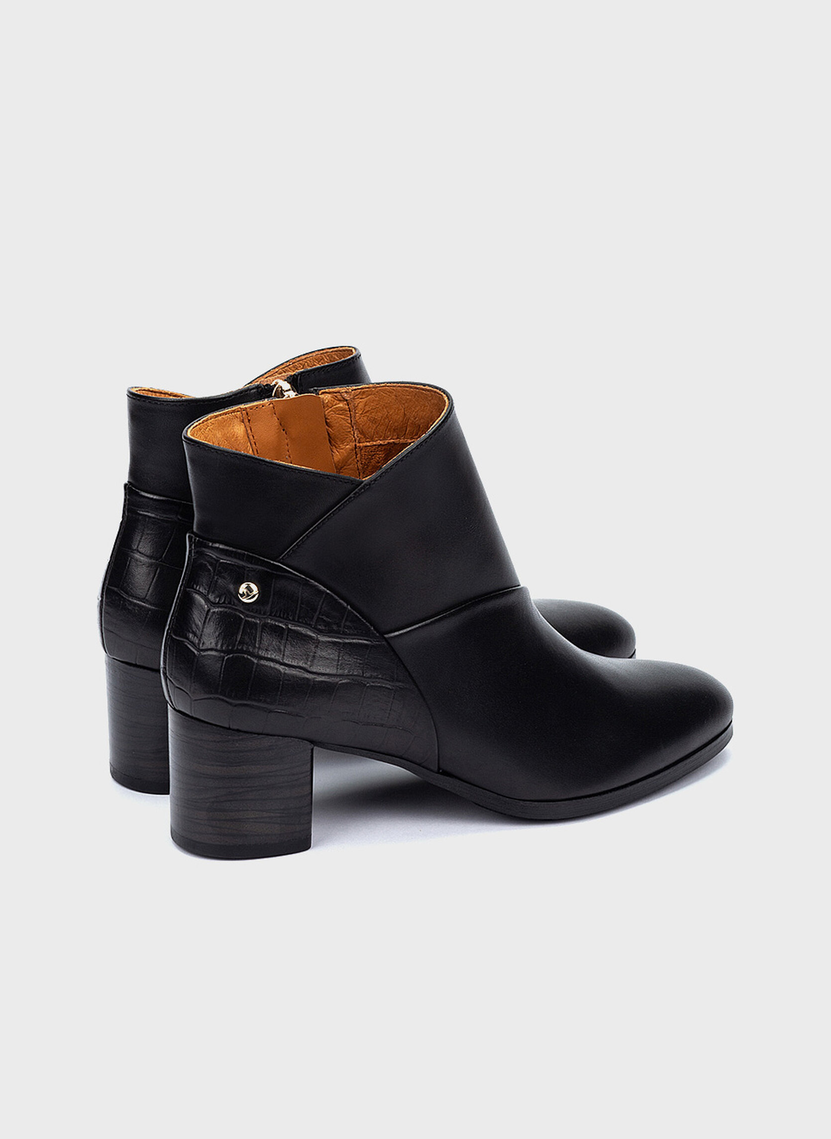 Bottines basses CALAFAT femme noir Pikolinos Bottines basses CALAFAT femme noir Noir