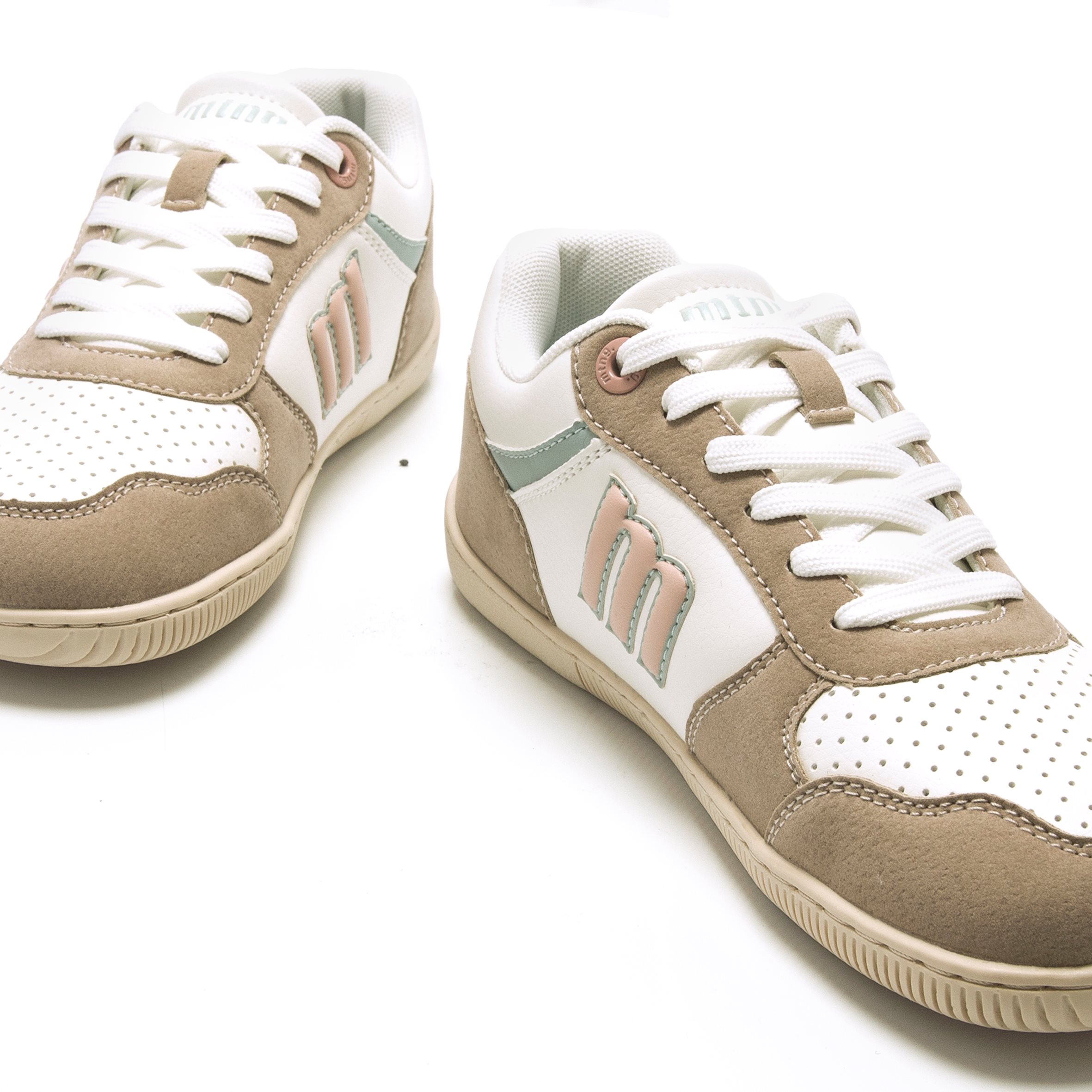 Baskets basses Sneakers Femme MTNG FREE ARIA marron femme beige MTNG Baskets basses Sneakers Femme MTNG FREE ARIA marron femme beige Beige