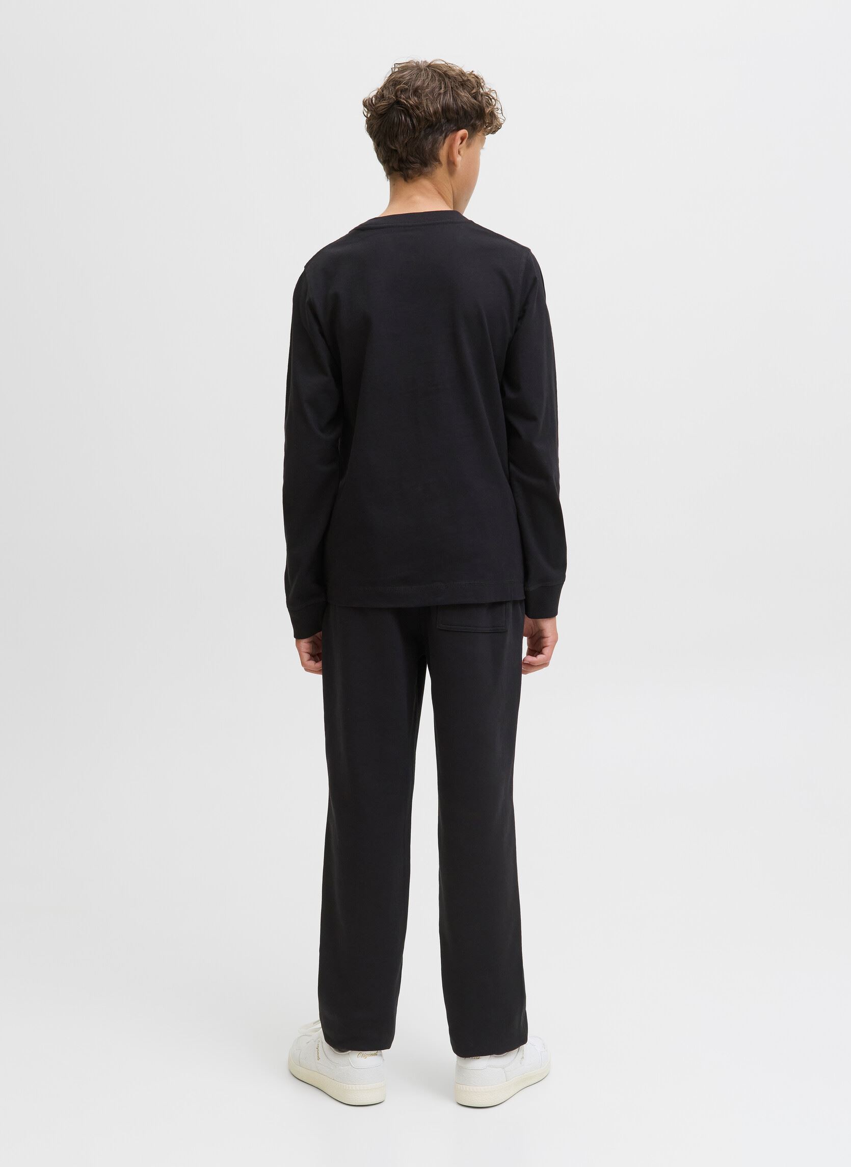 Tee-shirts manches longues Jornorrebro Emb Tee Ls Crew Neck Jnr garçon noir Jack & Jones Tee-shirts manches longues Jornorrebro Emb Tee Ls Crew Neck Jnr garçon noir BLACK