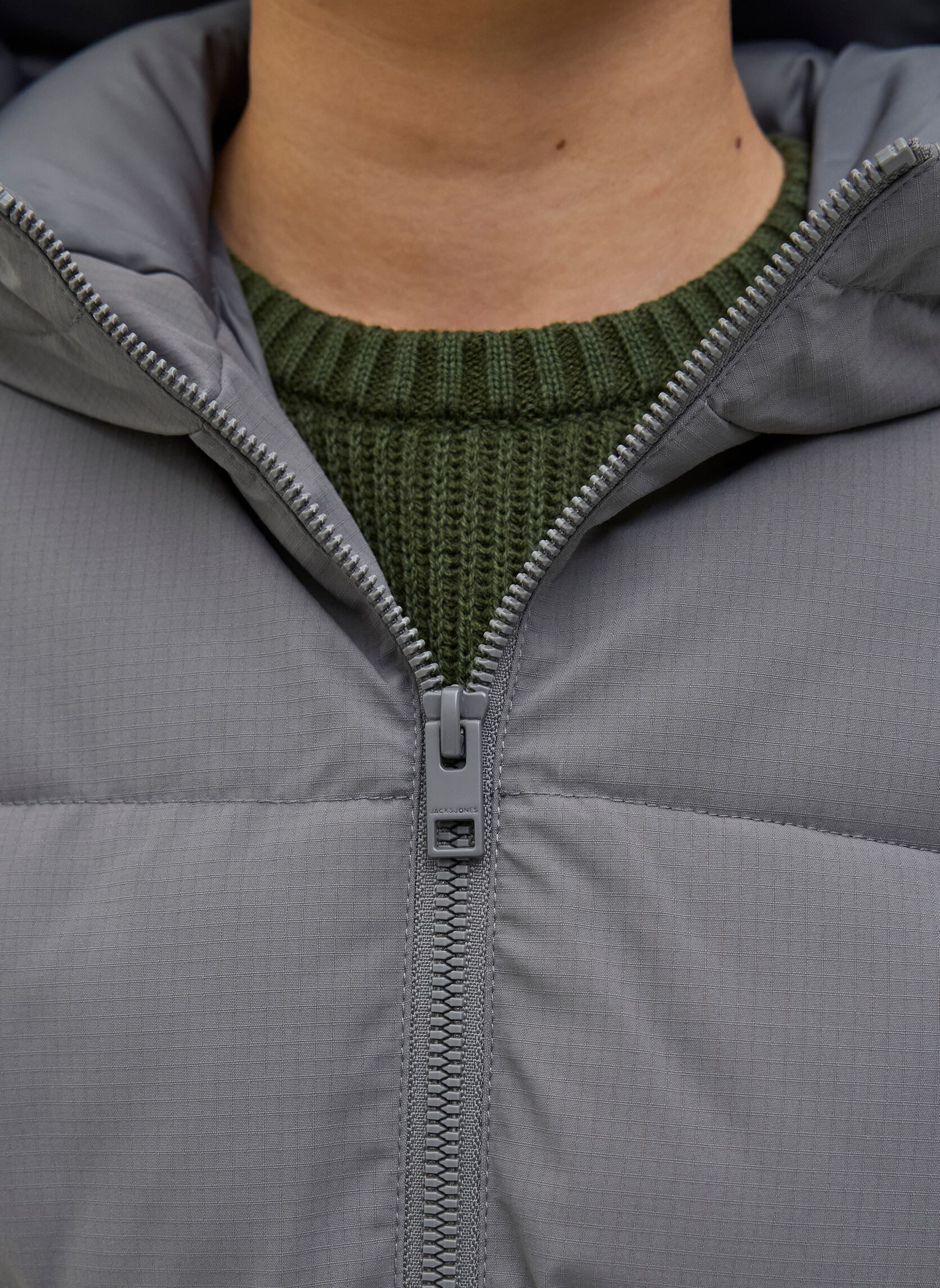 Doudounes Jjglobal Puffer Jacket Jnr garçon gris Jack & Jones Doudounes Jjglobal Puffer Jacket Jnr garçon gris CASTLEROCK