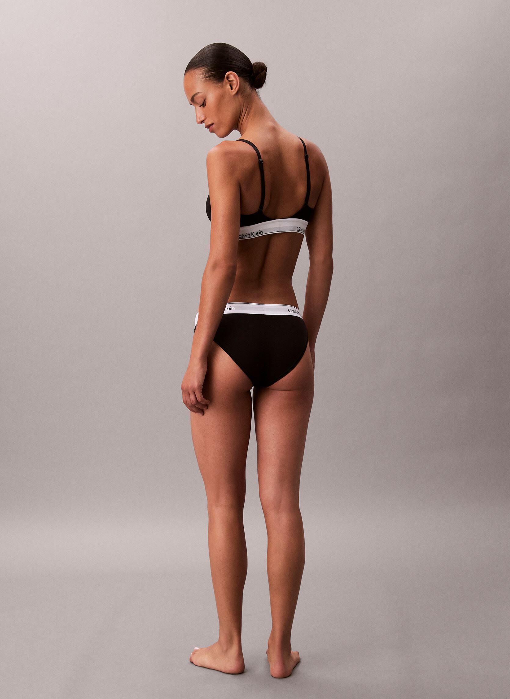 Brassières de Sport Lightly Lined Triangle LV00QF8498 femme noir Calvin Klein Brassières de Sport Lightly Lined Triangle LV00QF8498 femme noir BLACK